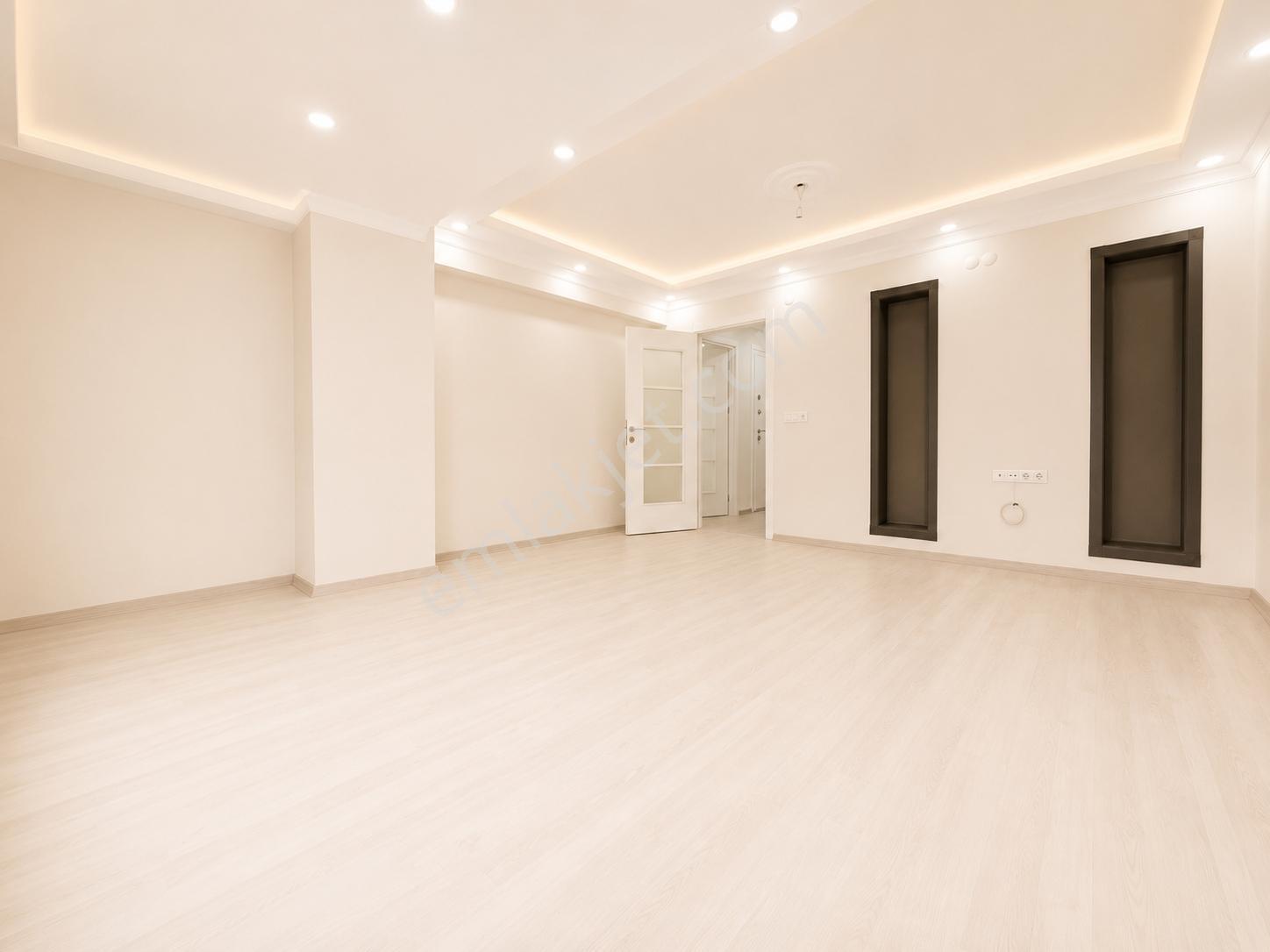 Cadde Yakını Merkezi Konumda Otoparklı 3+1 Sıfır Geniş Daire - Görsel 13
