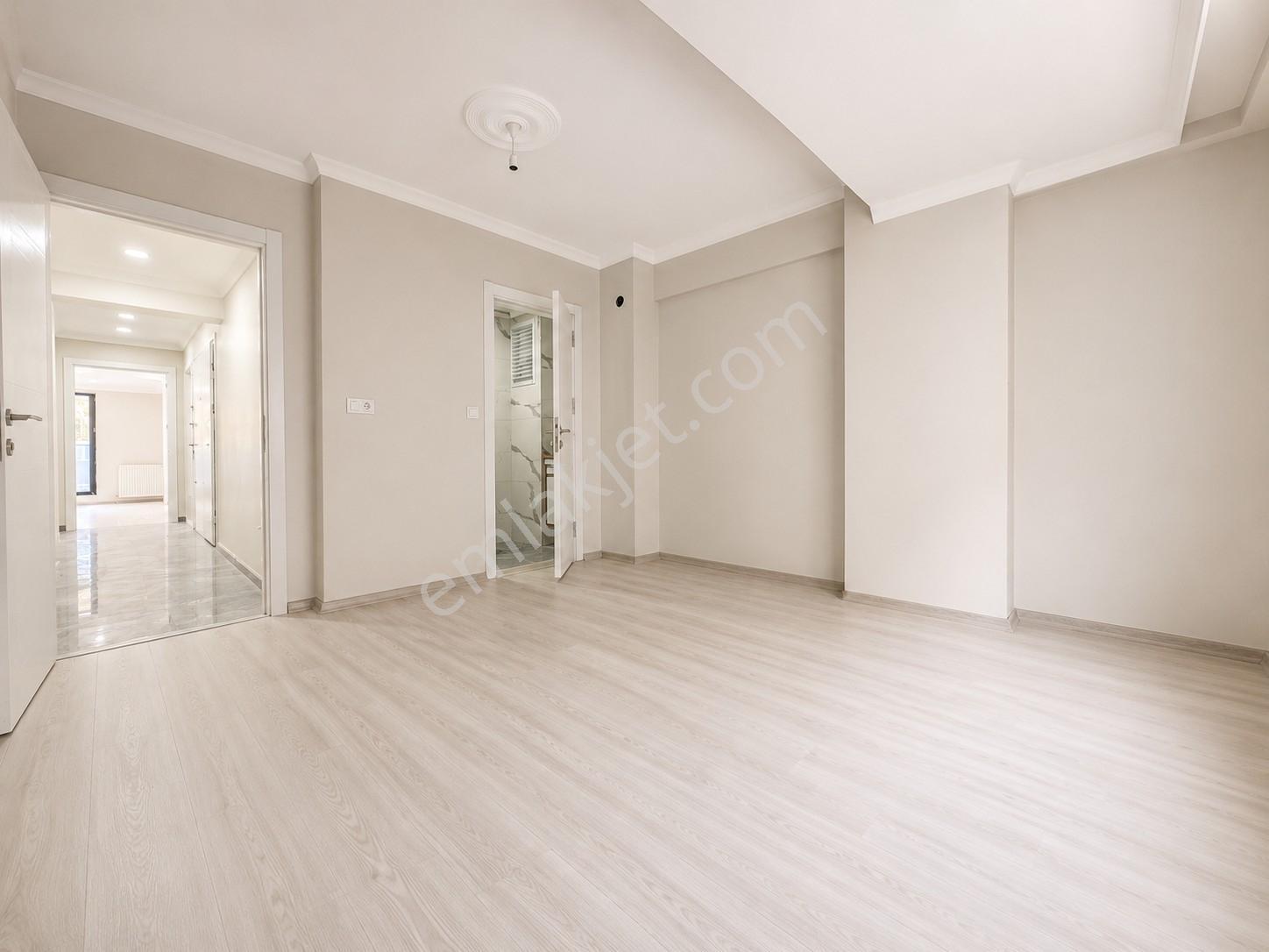 Cadde Yakını Merkezi Konumda Otoparklı 3+1 Sıfır Geniş Daire - Görsel 23
