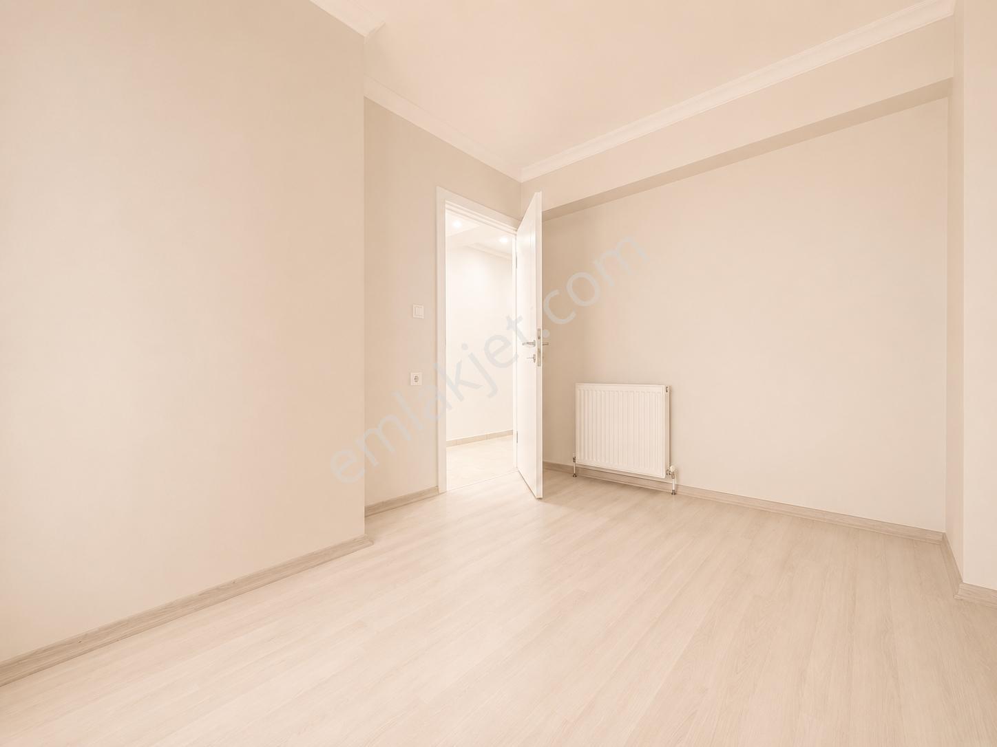 Cadde Yakını Merkezi Konumda Otoparklı 3+1 Sıfır Geniş Daire - Görsel 11
