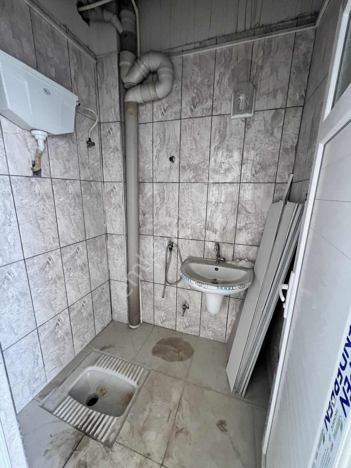 Özçelik'den Yetsan Karşıyaka İş Merkezin'de Satılık İş Yeri - Görsel 8