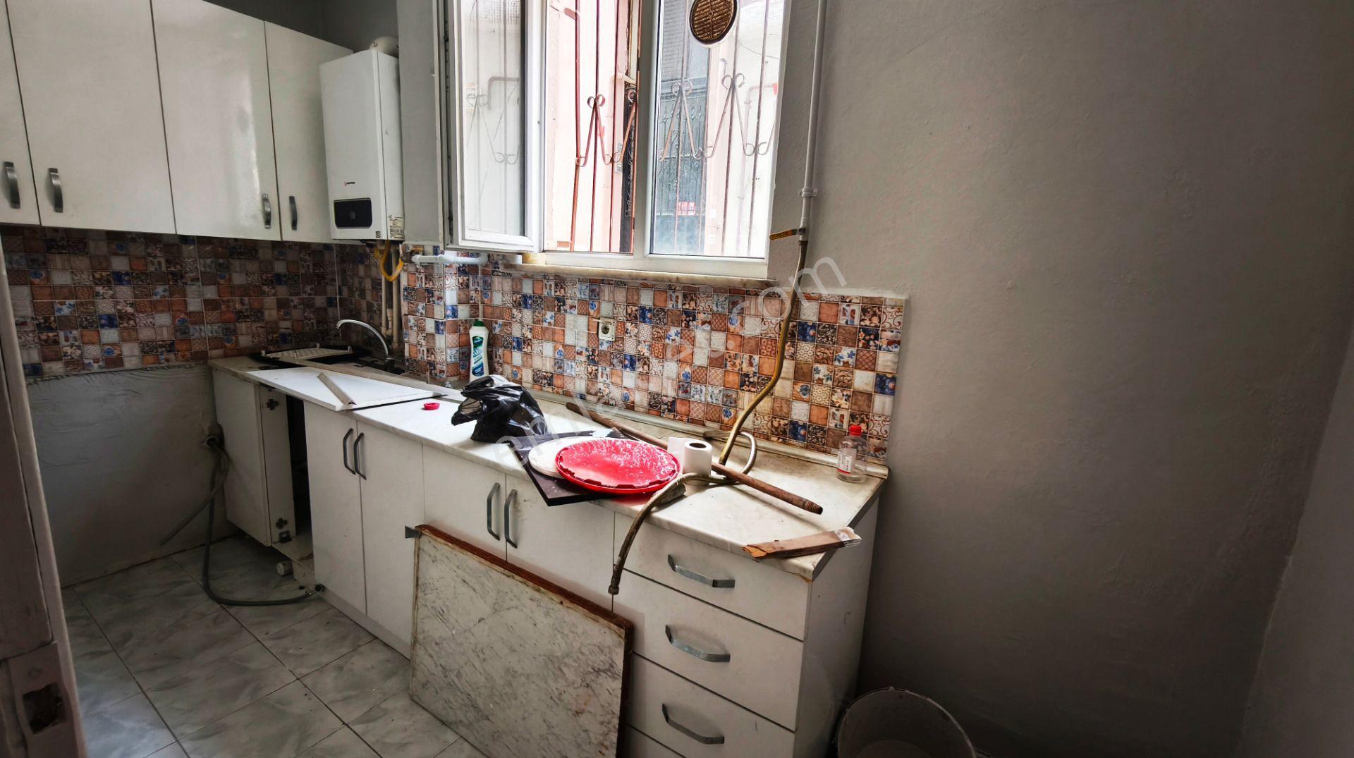 Eyüp Nişancı Metrobüse 4 Dk, 2+1 , Düz Giriş , Kombili, Tadilatlı Daire ( Aileye-bekara) - Görsel 10