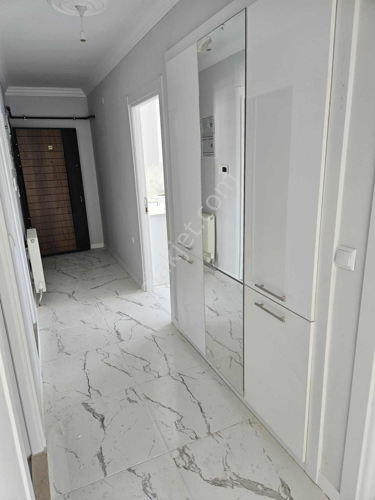 Doğuş Kent Sitesinde Temiz Bakımlı 2+1 Kiralık Daire - Görsel 2