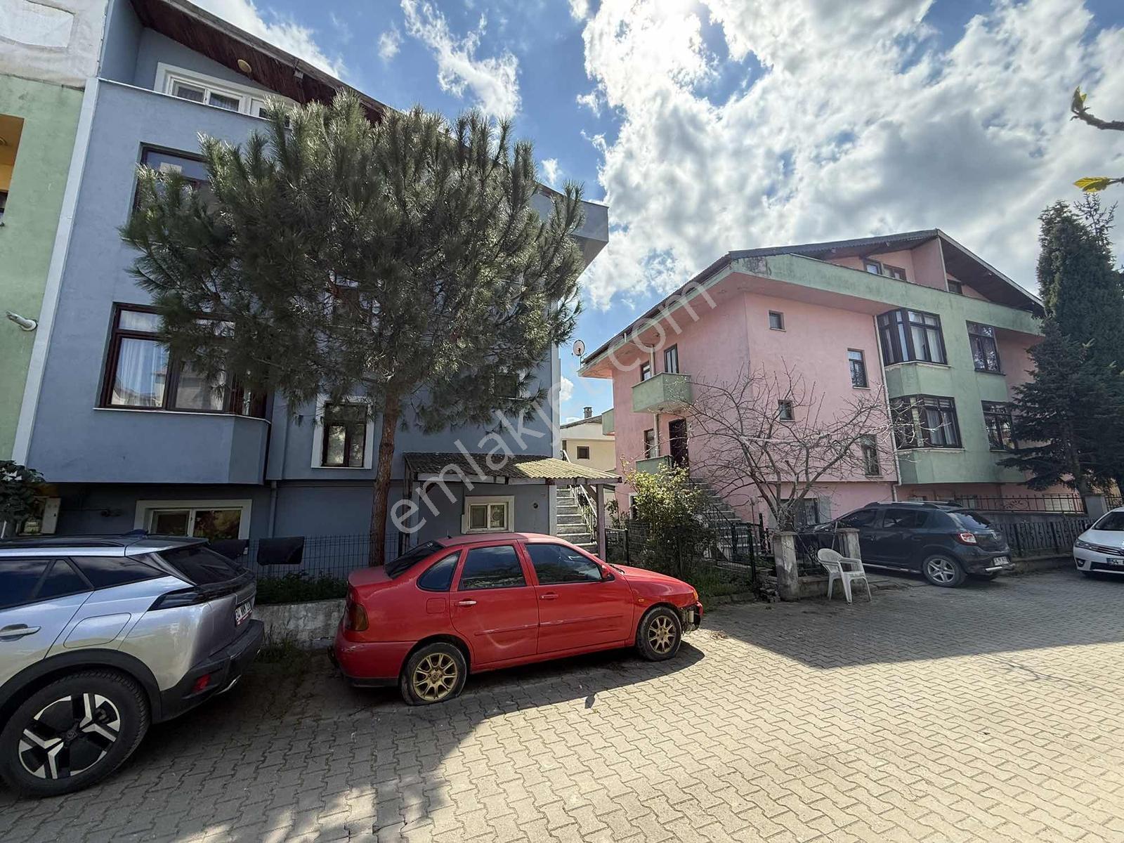 Ak Emlak'dan Göl Manzaralı 6+2 Bahçeli Tripleks Satılık Villa - Görsel 10