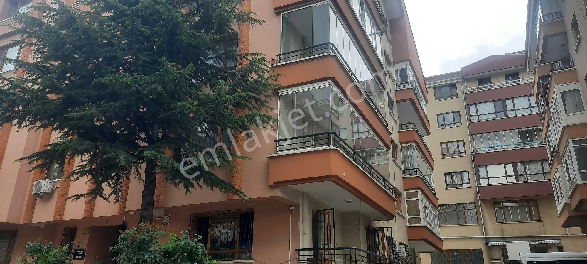 Sahibinden Kiralık Eşyalı 3+1 Daire Aşağı Öveçler Mallesinde