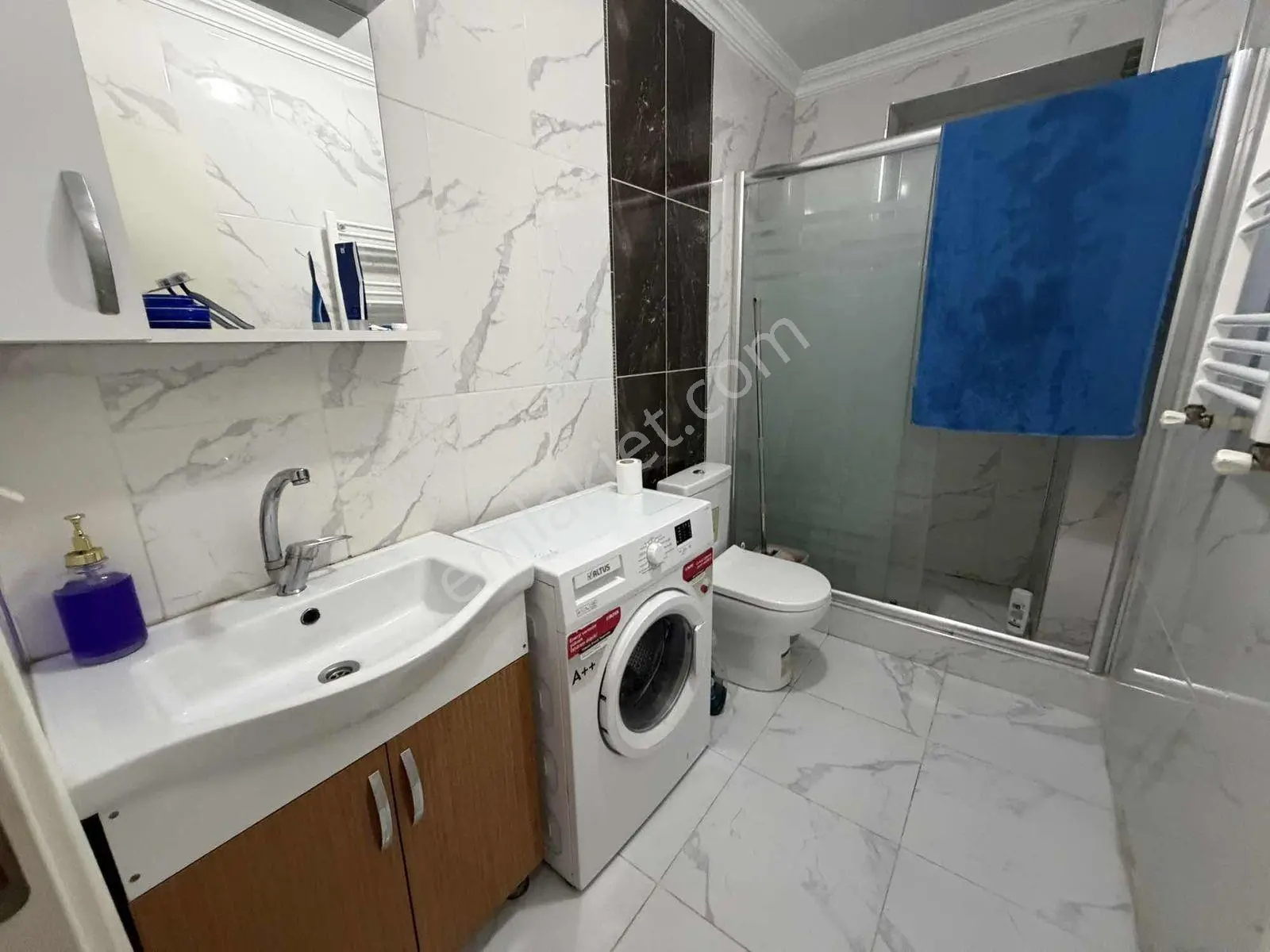 Cadde Arkası 1. Kat Yeni Bina 2+1 Full Eşyalı Lüks - Görsel 17