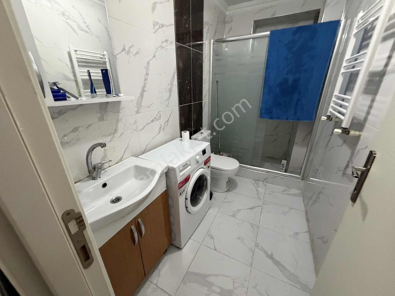 Cadde Arkası 1. Kat Yeni Bina 2+1 Full Eşyalı Lüks - Görsel 19