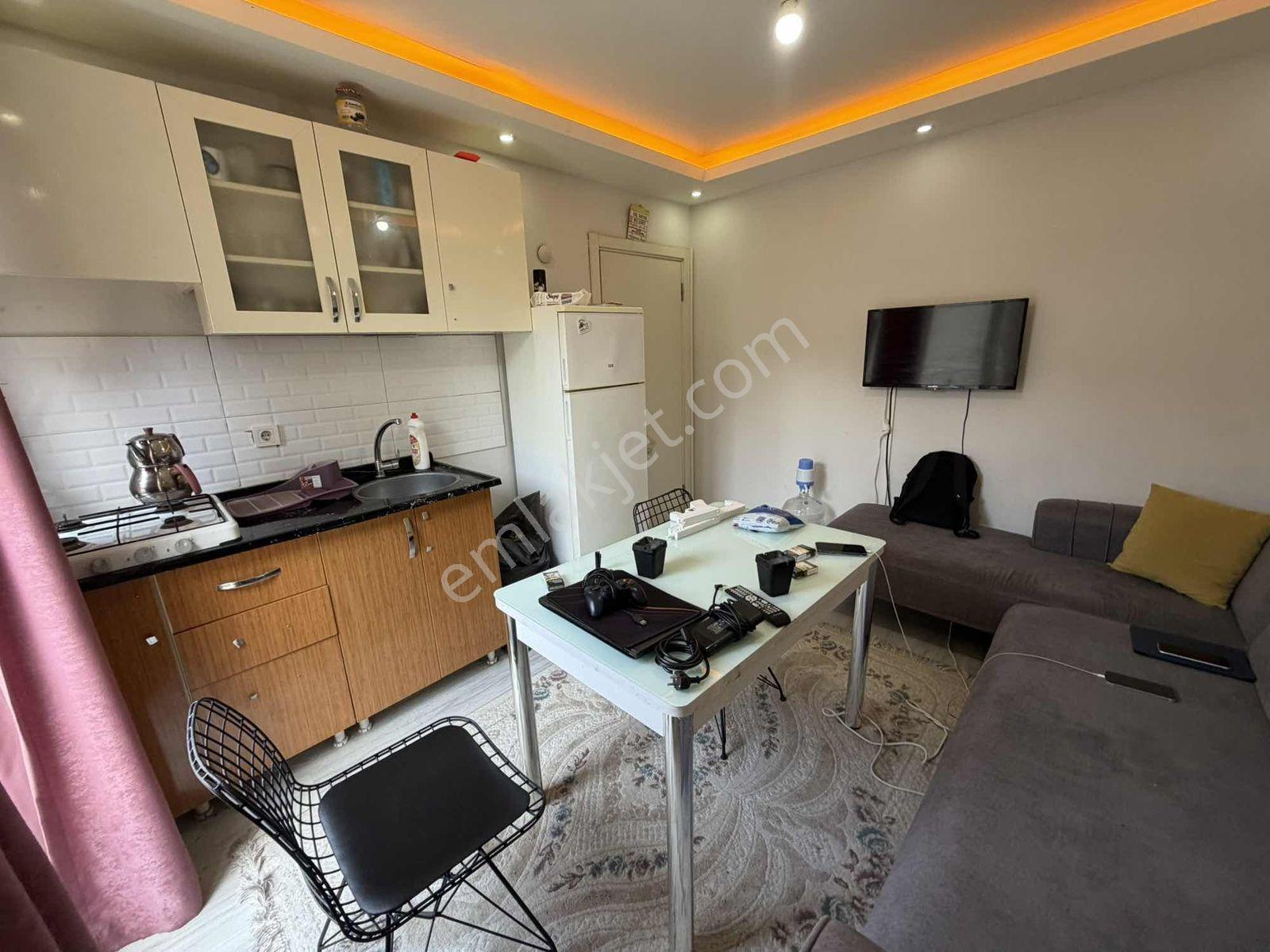 Cadde Arkası 1. Kat Yeni Bina 2+1 Full Eşyalı Lüks - Görsel 6