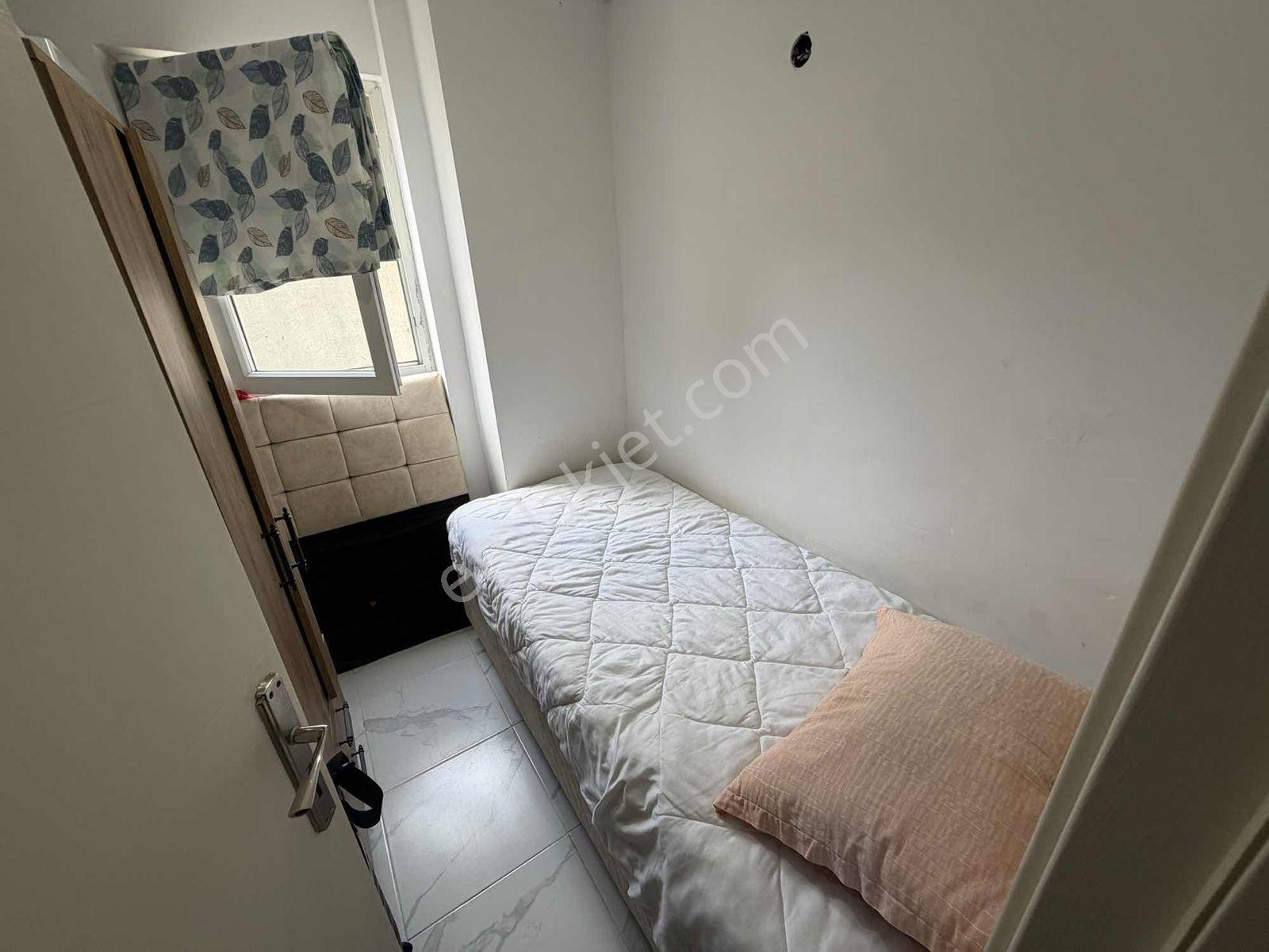 Cadde Arkası 1. Kat Yeni Bina 2+1 Full Eşyalı Lüks - Görsel 14
