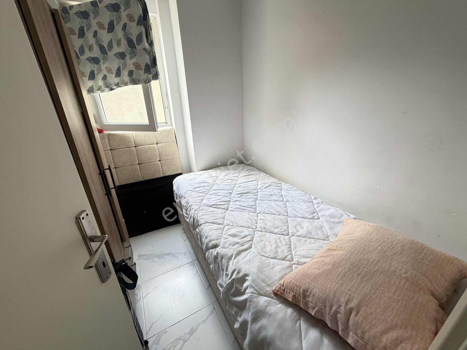 Cadde Arkası 1. Kat Yeni Bina 2+1 Full Eşyalı Lüks - Görsel 16
