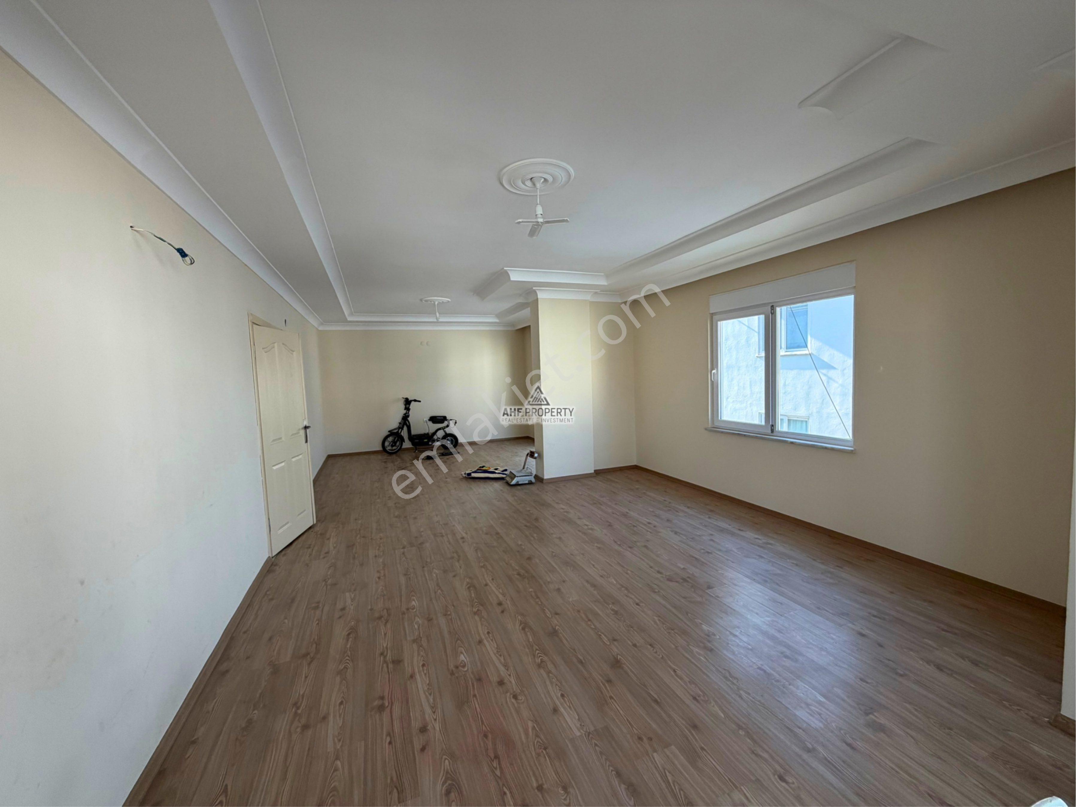 Konaklı Merkezde 5+1 260 M2 Dubleks Daire - Görsel 19