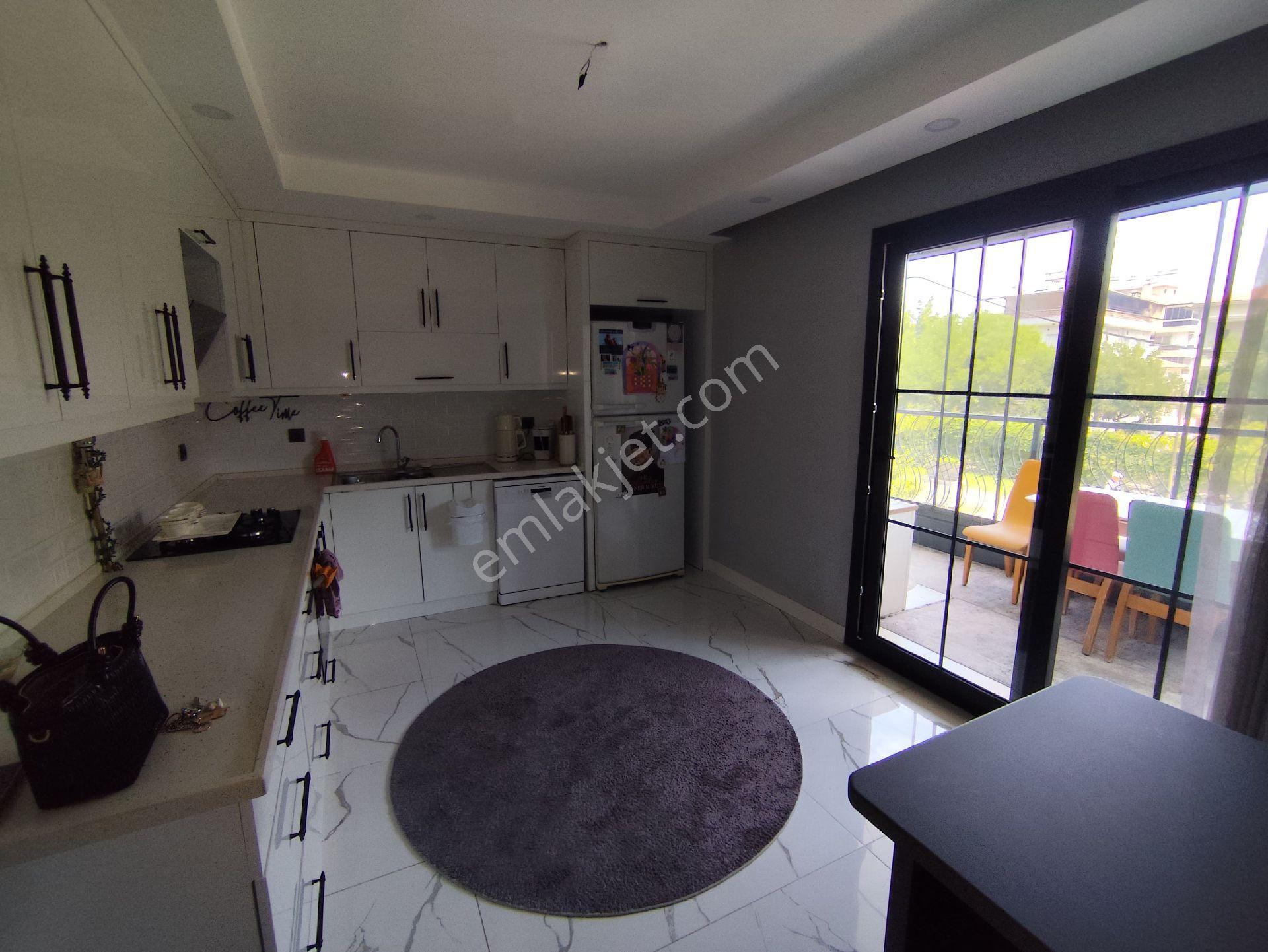 Tren Yolu Cepheli 3+1 Kiralık Daire - Görsel 3