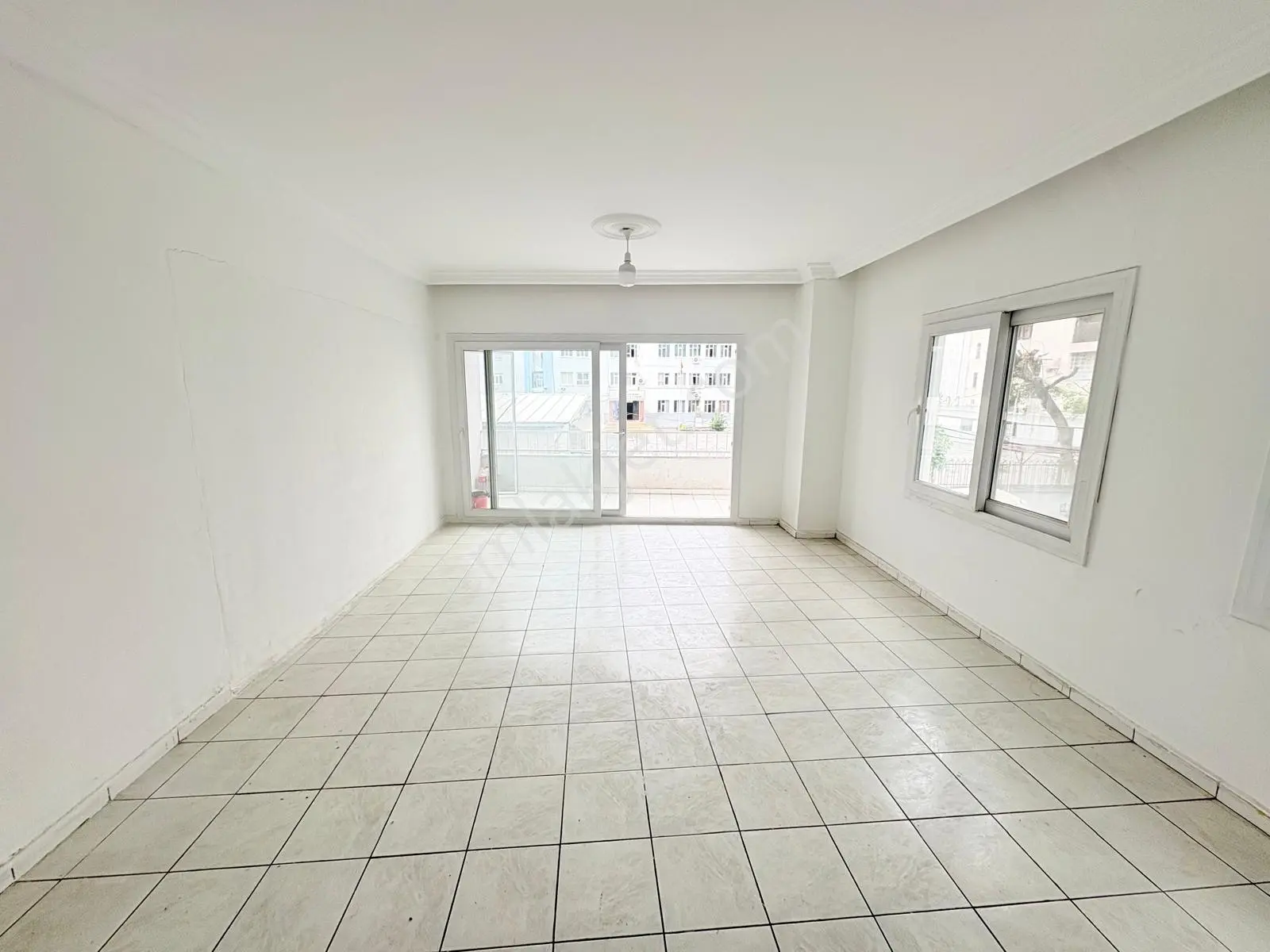 Prestij'den Hamidiye'de Askerlik Şubesi Civarı Temiz 3+1 Daire - Görsel 3