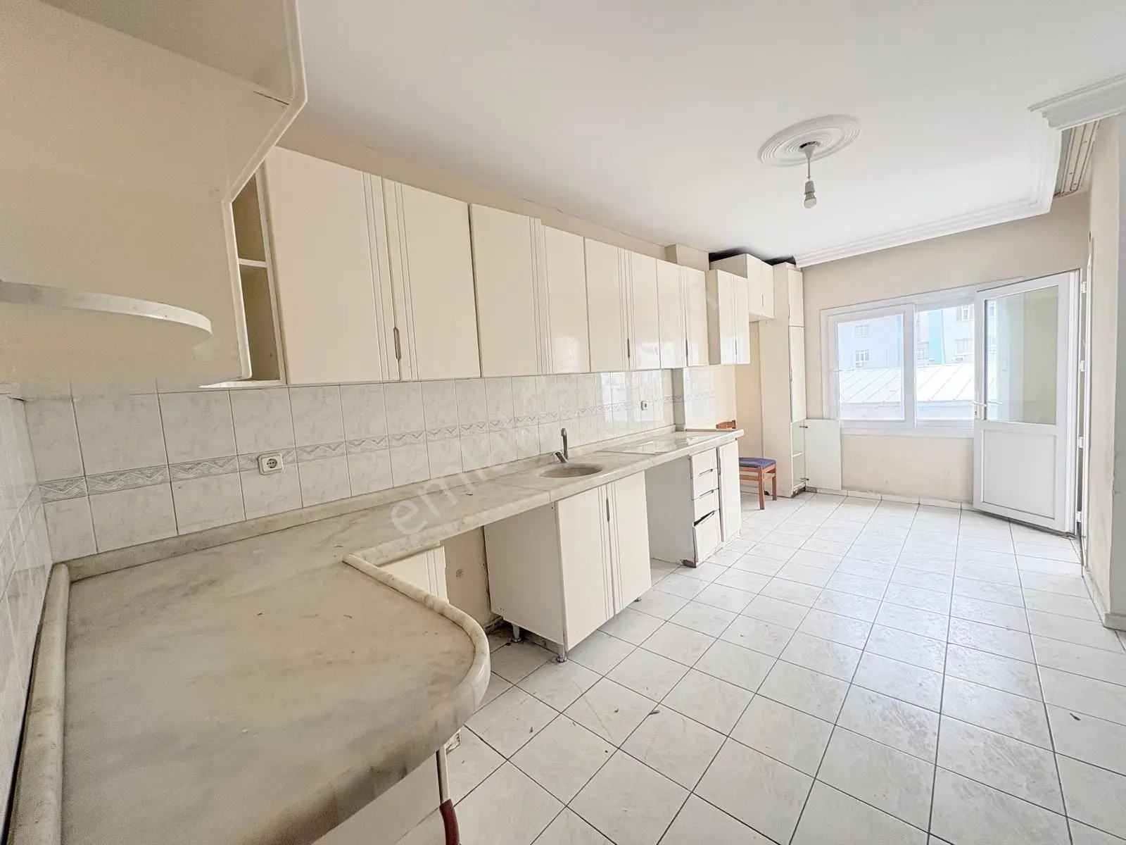 Prestij'den Hamidiye'de Askerlik Şubesi Civarı Temiz 3+1 Daire - Görsel 2