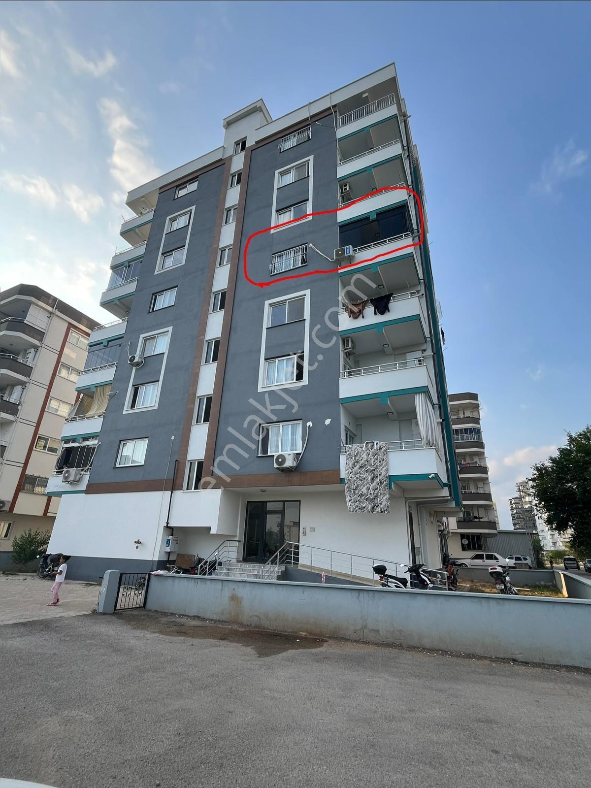 Kozan Gayrimenkul'den Hastane Civarı Süper Lüks 4+0 Daire