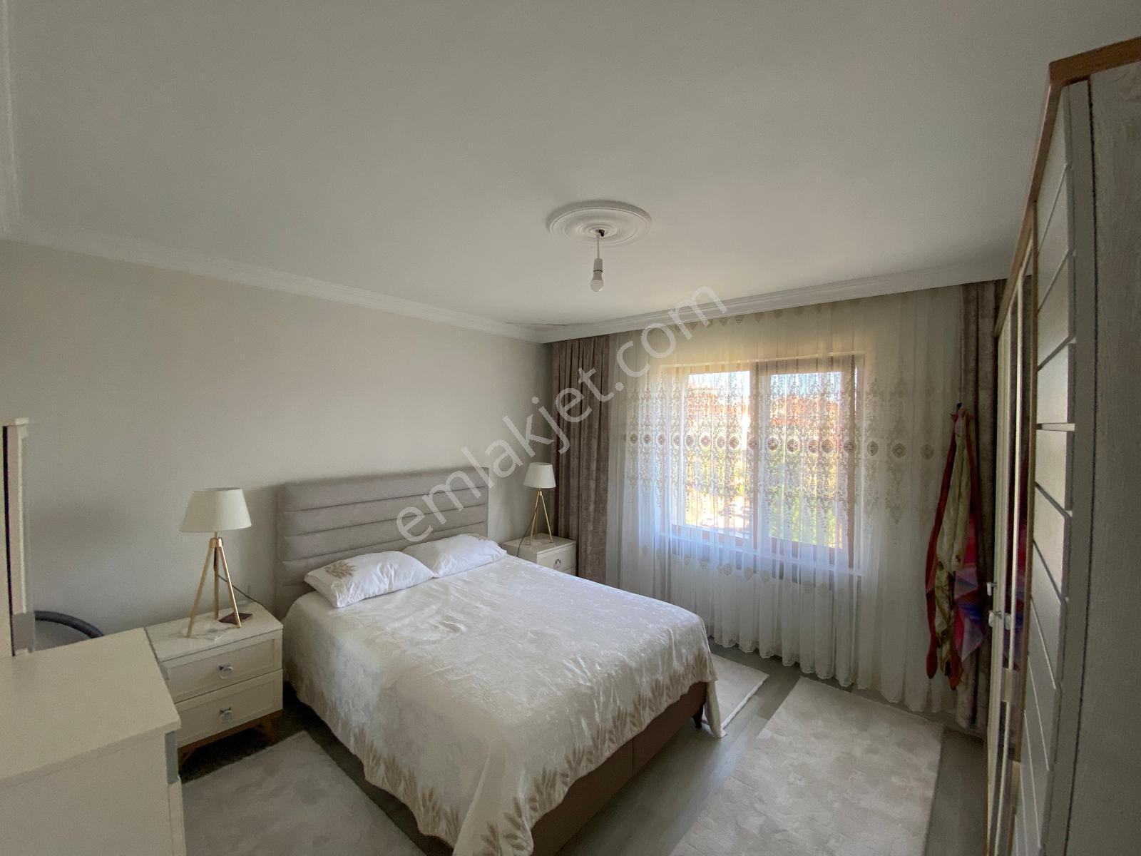 Ümraniye Elmalıkent 'de Şehir Manzaralı Satılık 3+1 Daire - Görsel 18