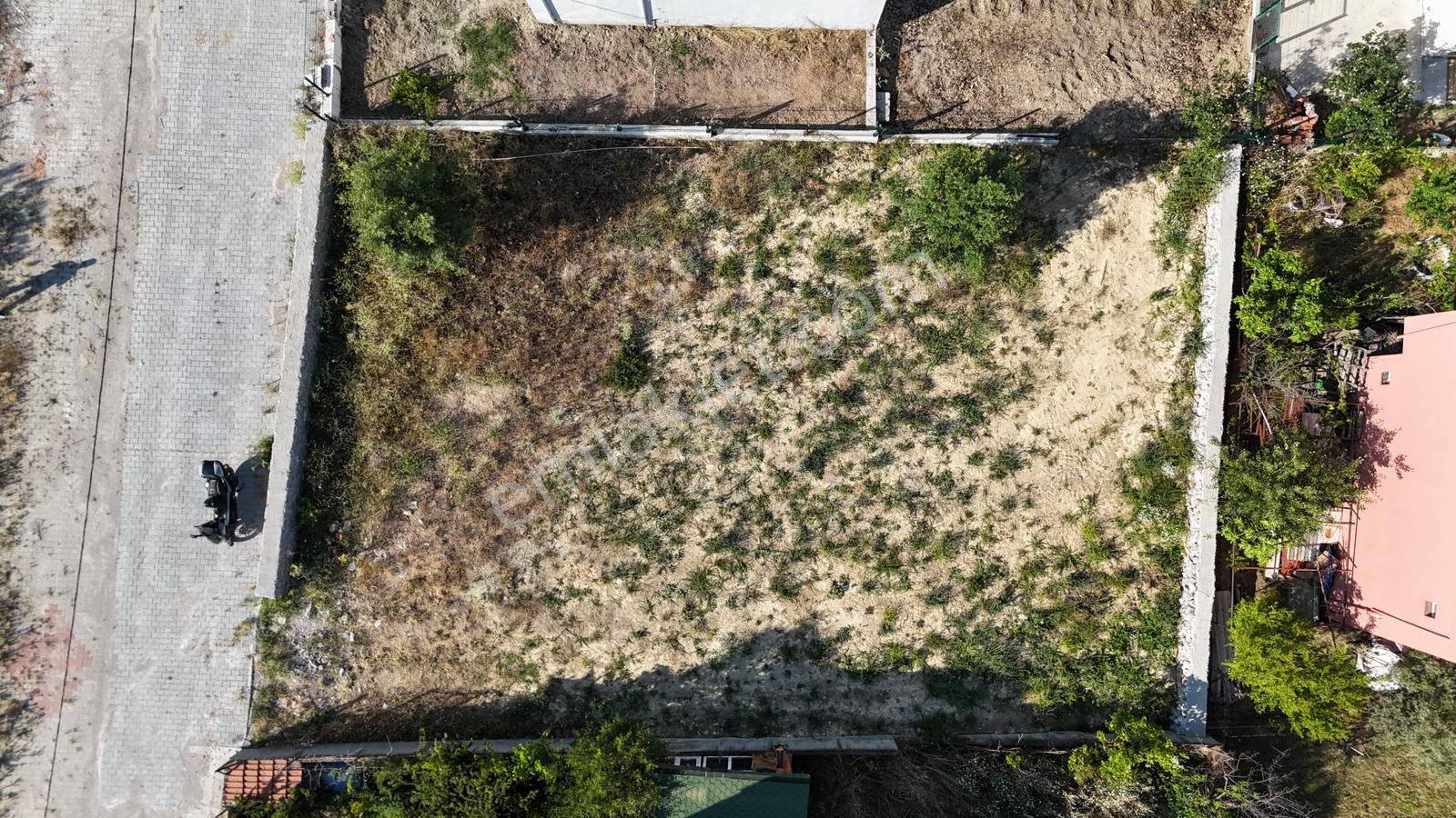 Zeki Emlak'tan Manisa Yunusemre Küçüksümbüllerde Satılık 401 M² Arsa - Görsel 10