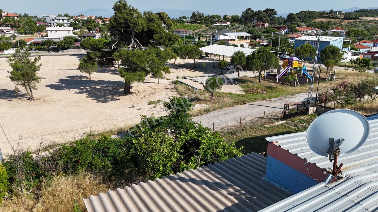 Zeki Emlak'tan Manisa Yunusemre Küçüksümbüllerde Satılık 401 M² Arsa - Görsel 4