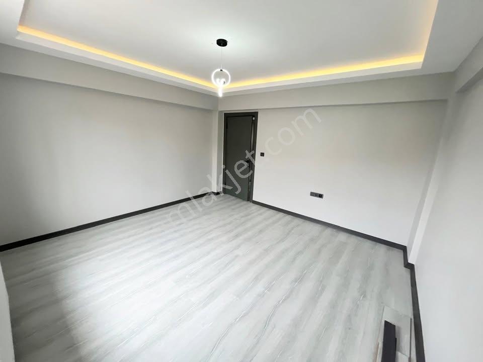 Metrobüse Komşu Şık Tasarımlı Mayıs Ayına Özel 2+1 Daire Fırsatı - Görsel 17