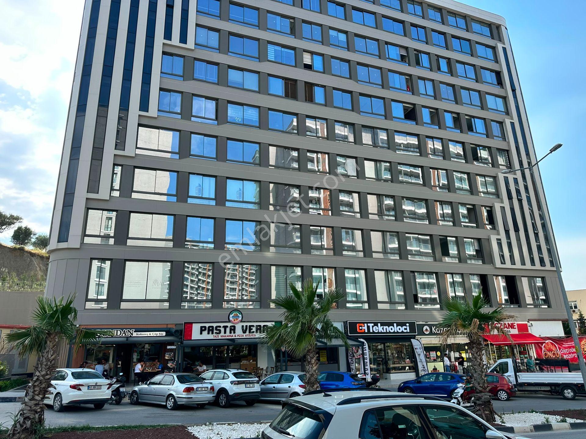 Zeki Emlak'tan Uncubozköy Mahallesinde Noran Officium'da Kiralık 2+0 Ofis