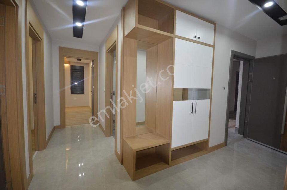Beylikdüzü Yakuplu Kent Ormanı Manzaralı 2+1 Ultra Geniş Daire - Görsel 7