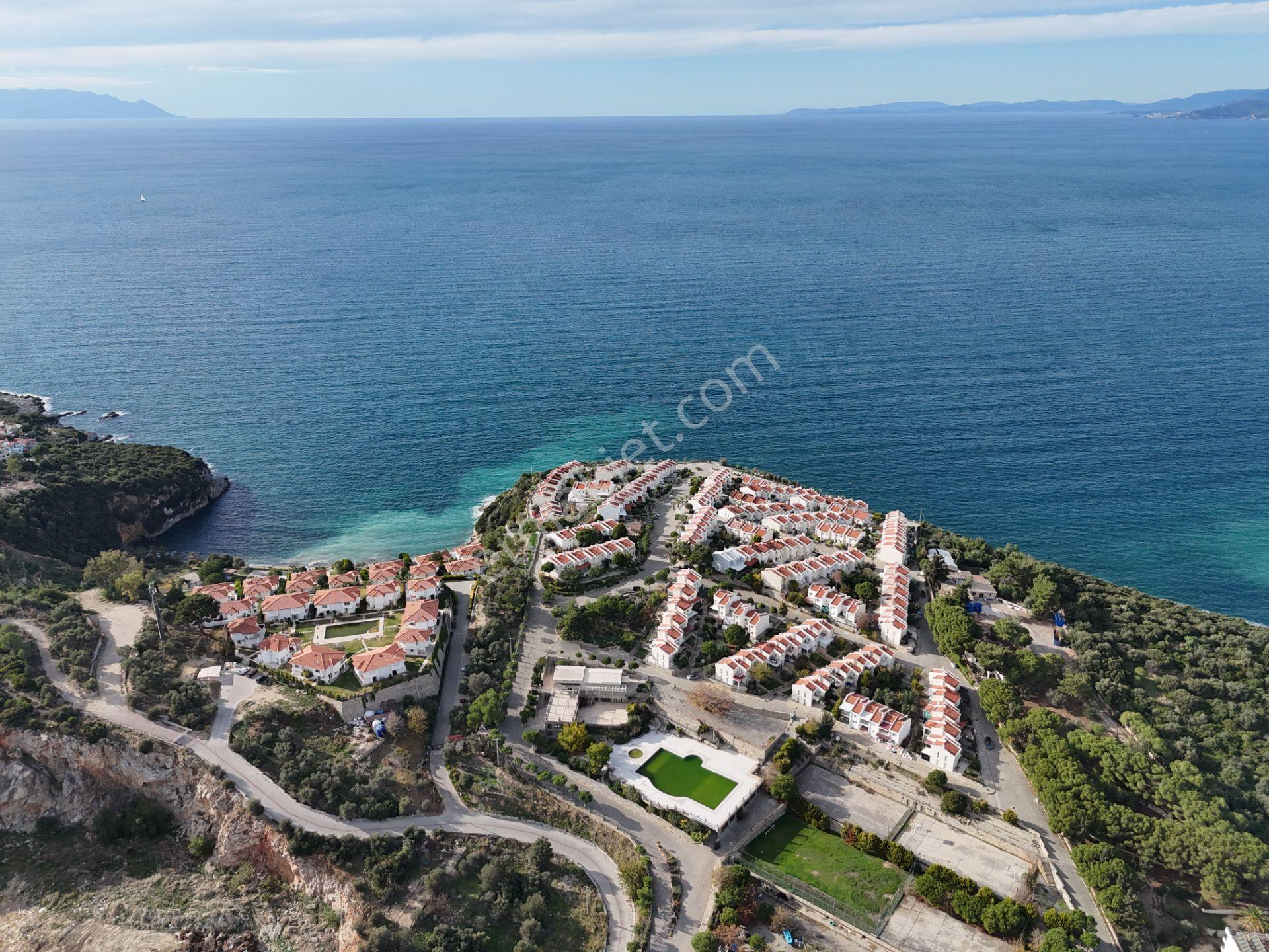 Denize Sıfır Sitede Harika Villa - Görsel 8