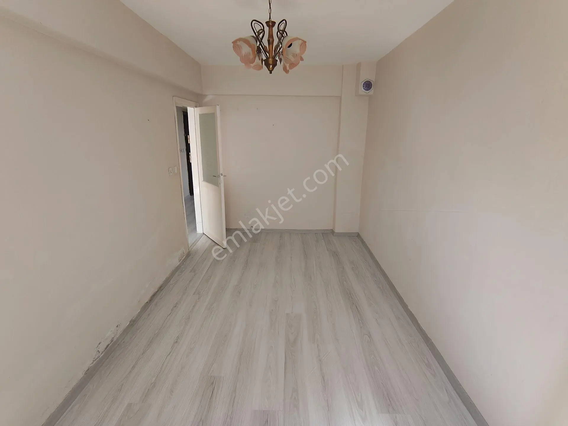 Bulut Yatırımdan 2+1 60 M² Denize Yakın Giriş Kat Yazlık Daire - Görsel 4