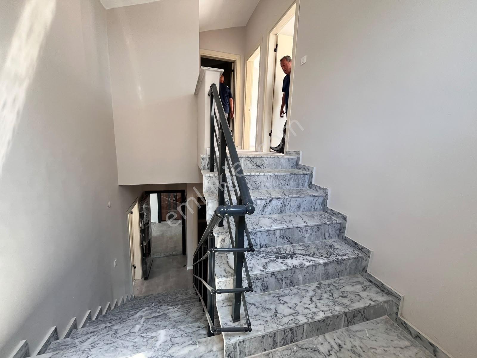 Kavuşturan Emlak'tan Güre'de Kiralık 3+1 Sıfır Dubleks Daire - Görsel 31
