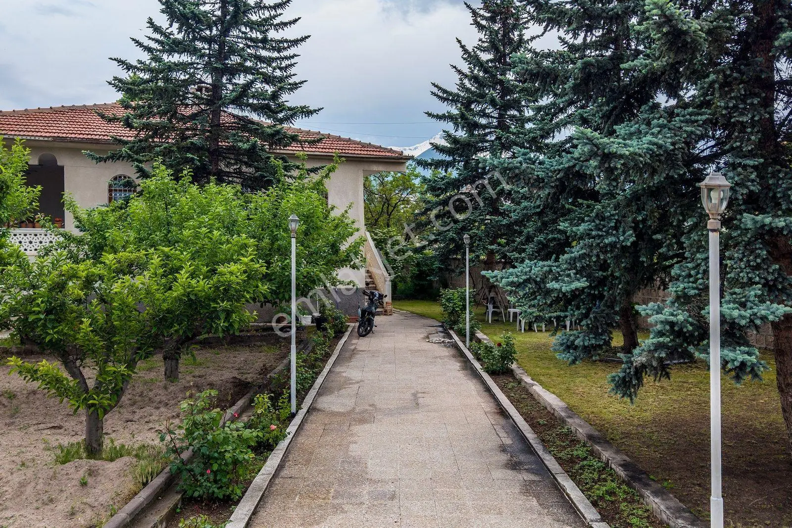 Hisarcık'ta Gelişime Açık, Bağ Evi Olan İmarlı Özel Parsel - Görsel 4