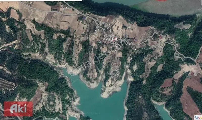 Tek Tapu Arsa / Göl Manzaralı / Köy İçinde / Takas Olur 358m2 Alt Yapı Elektrik Su Sıkıntısı Yok - Görsel 3