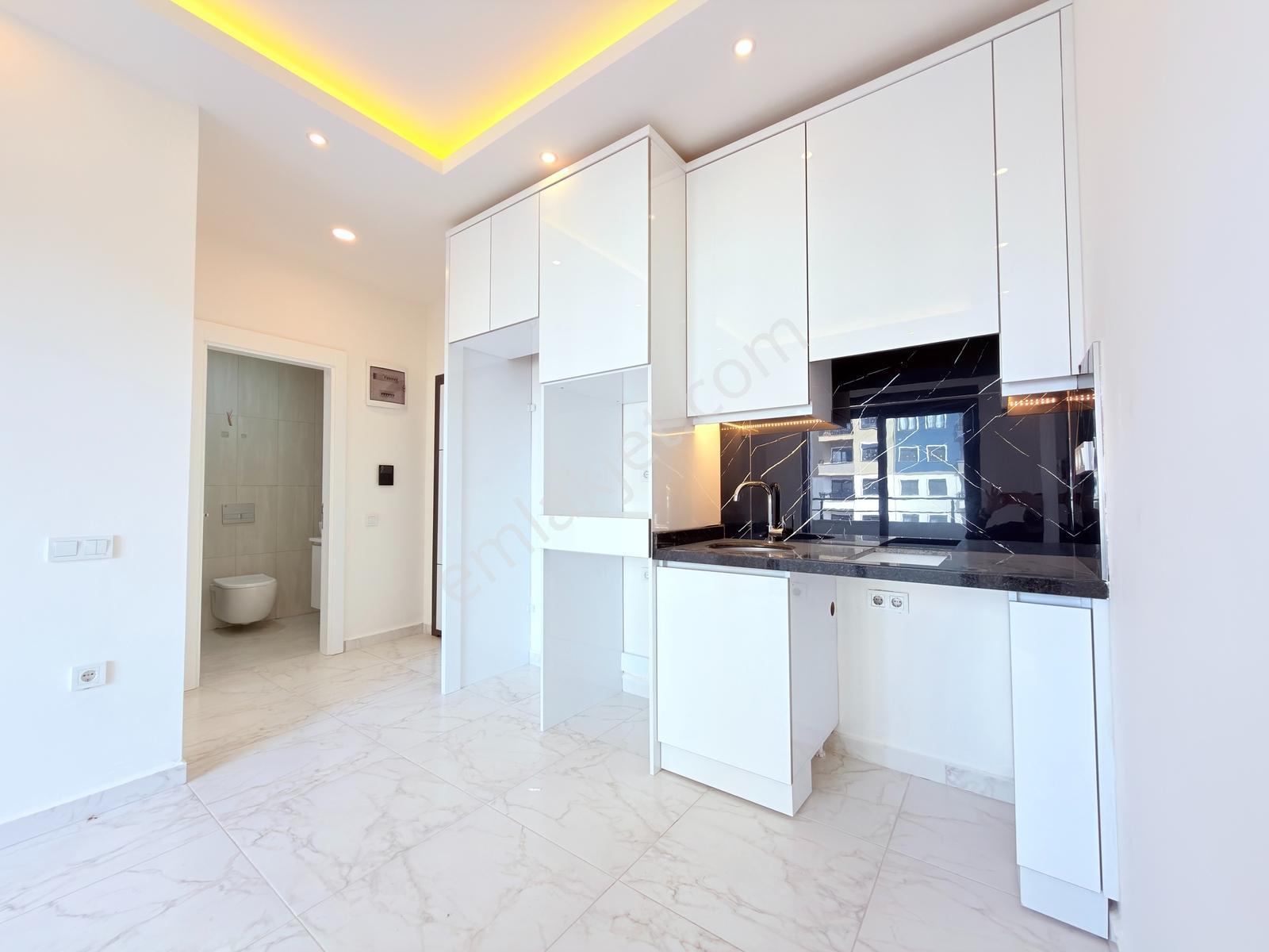Alanya Avsallar Bölgesinde Aktiviteli Sitede 1+1 Satılık Daire - Görsel 21