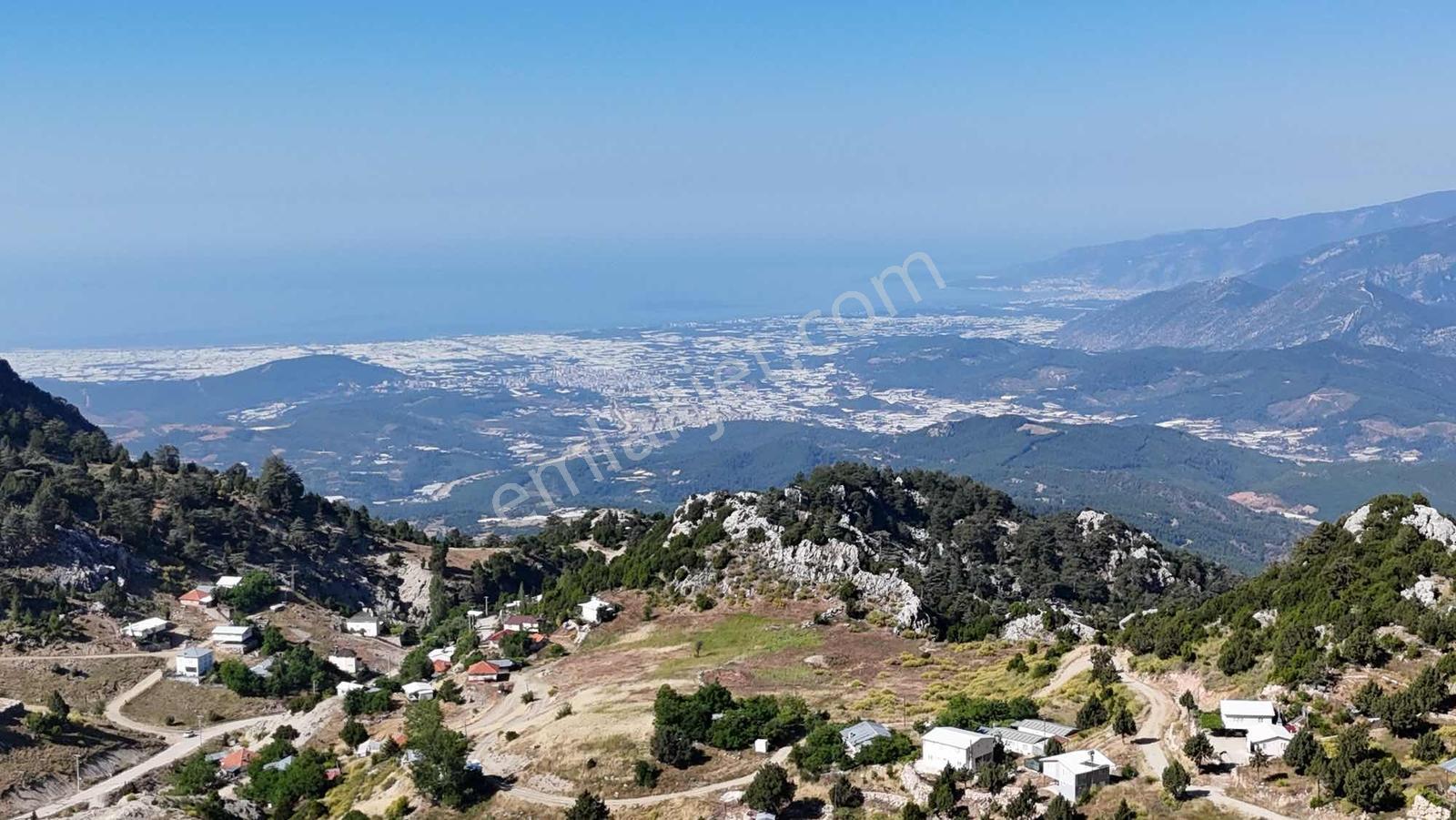 Kumluca Güzören Karagöl'de Deniz Manzaralı 535 M² İmarlı Arsa