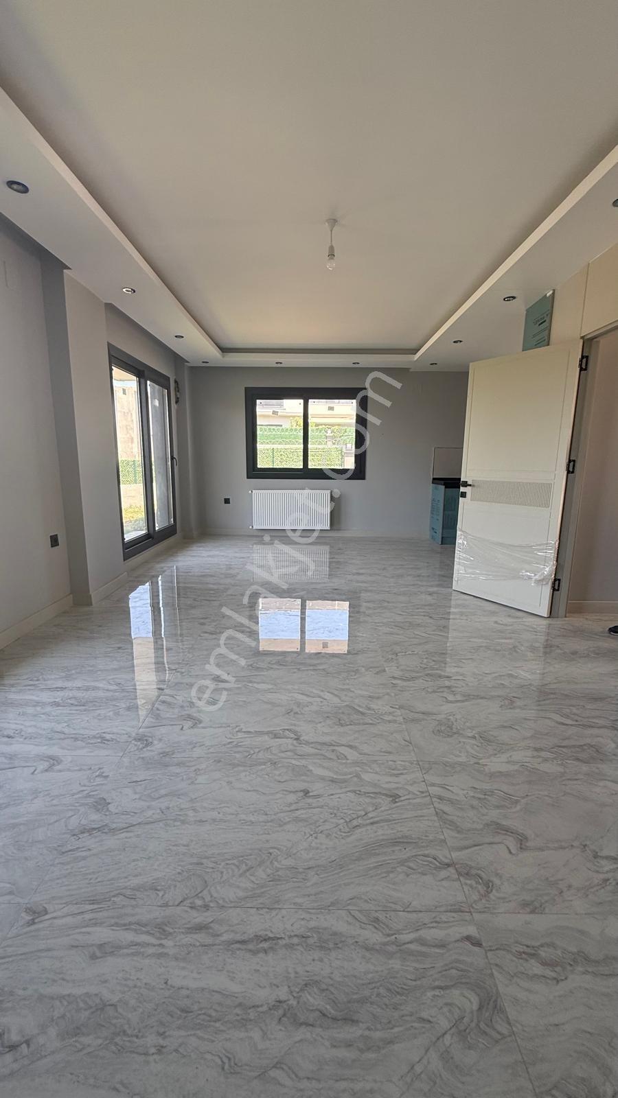 Adana Sarıçam Akkuyu Mah. 5+1 Satılık Villa - Görsel 16