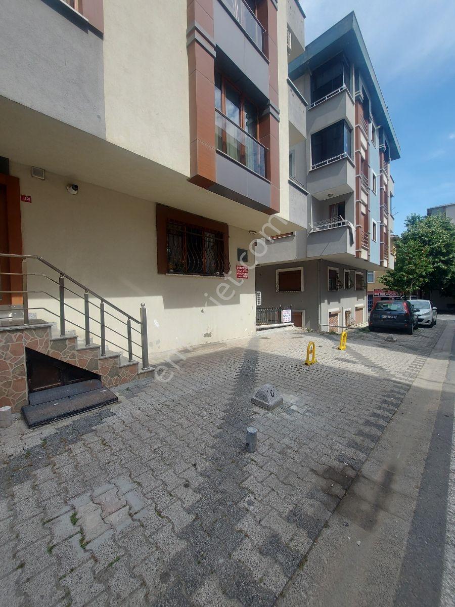 Bulgurlu Metroya 10 Dk, Teraslı Bahce Katı, Kıralık 2+1 - Görsel 29