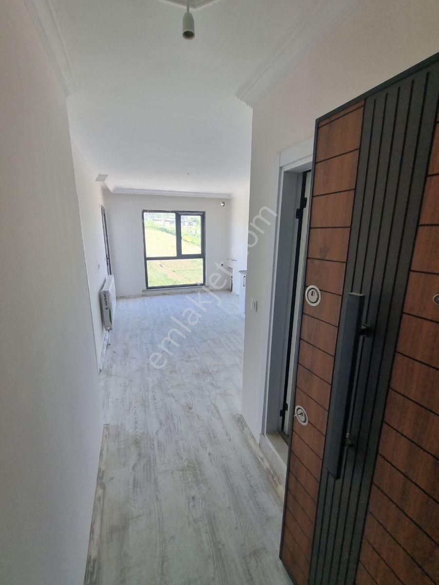 Truva Gayrimenkulden Şarköy Merkez1+1 Asansörlü Kombili Balkonlu - Görsel 4