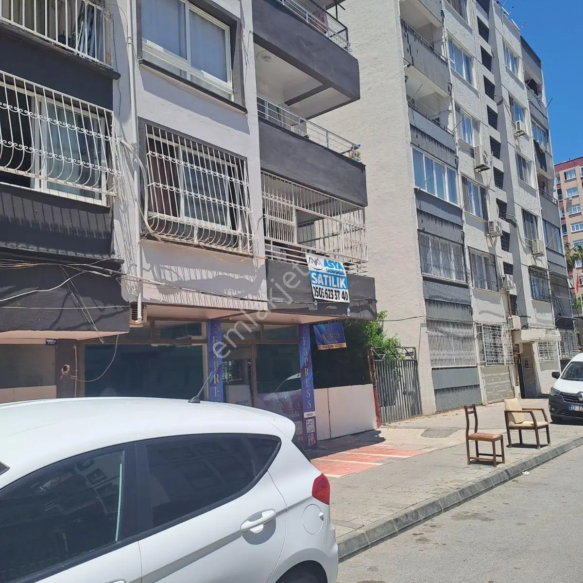 Asya' Dan Yenişehirde Cadde Üzerinde 3+1 - Görsel 27