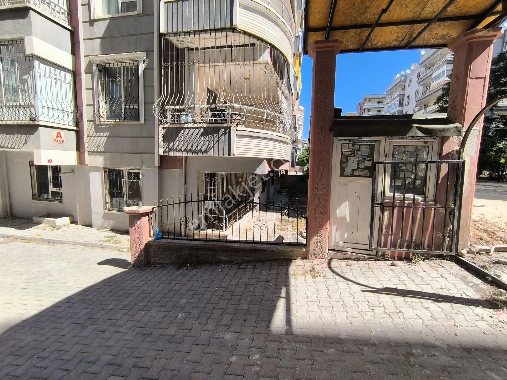 Akpiyar Mahallesi'nde Satılk 2+1 Balkonlu Giriş Kat - Görsel 4