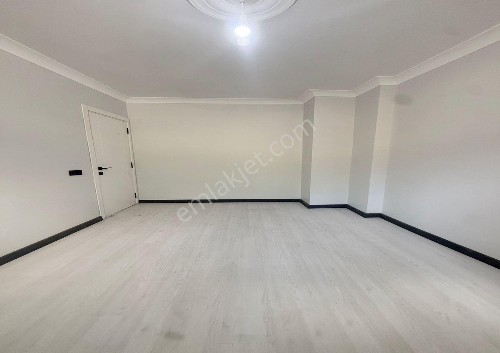 Cadde Üzerinde Sıfır Projeden 2+1 Masrafsız Satılık Bahçe Katı - Görsel 11