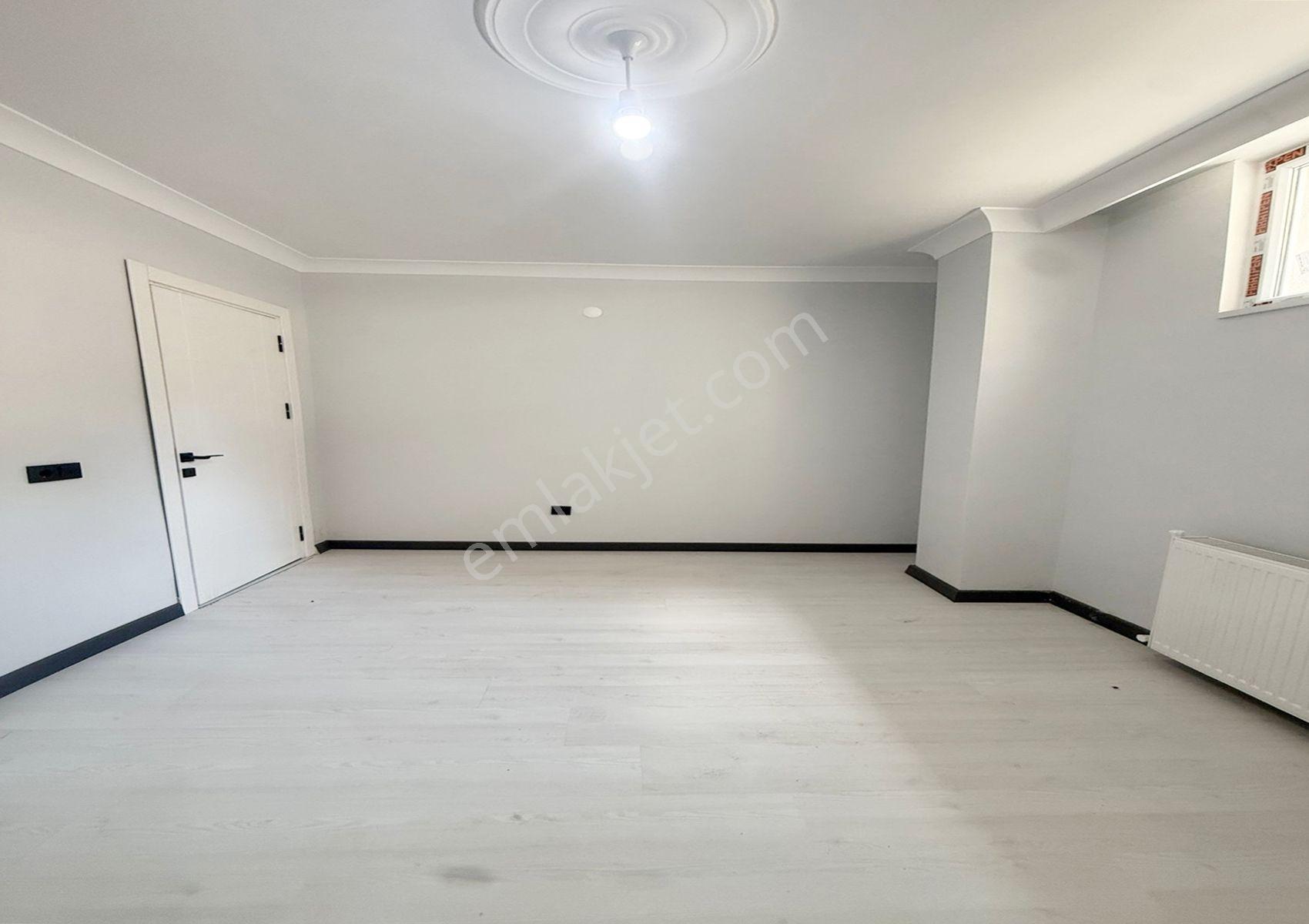 Cadde Üzerinde Sıfır Projeden 2+1 Masrafsız Satılık Bahçe Katı - Görsel 7