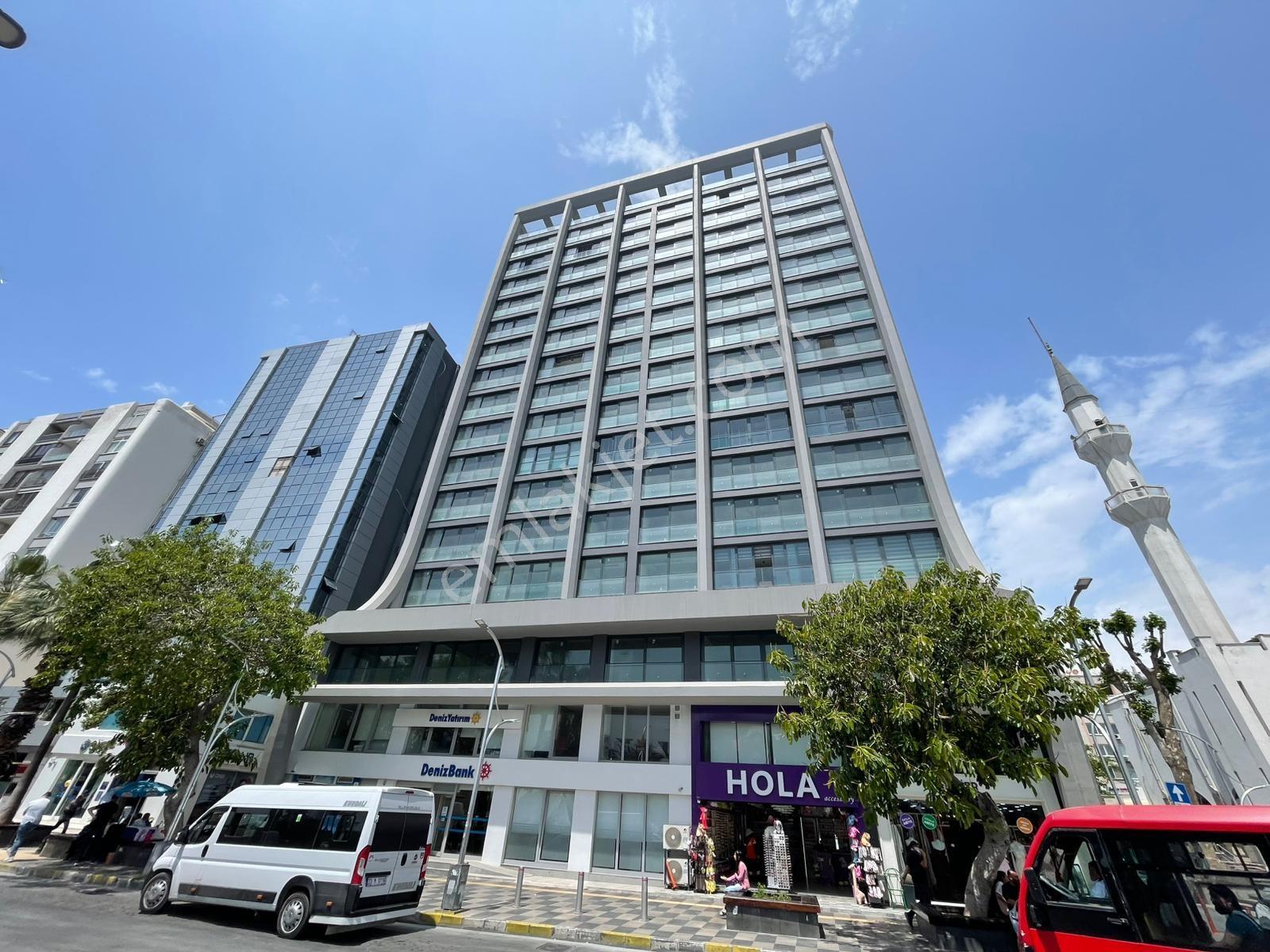 Tüzün'den Sky Sense Plazada Deniz Mazaralı Kiralık Ofis - Görsel 14