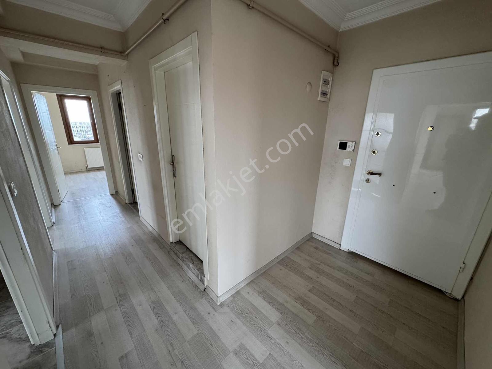 Pendik Esenler'de Emin Evime Uygun 3 Cepheli Satılık 120m² 3+1 - Görsel 12