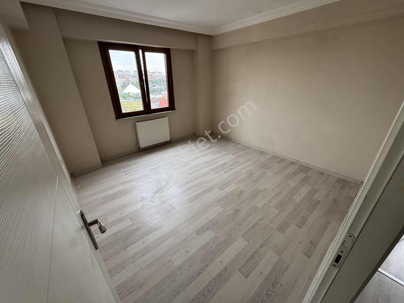 Pendik Esenler'de Emin Evime Uygun 3 Cepheli Satılık 120m² 3+1 - Görsel 28