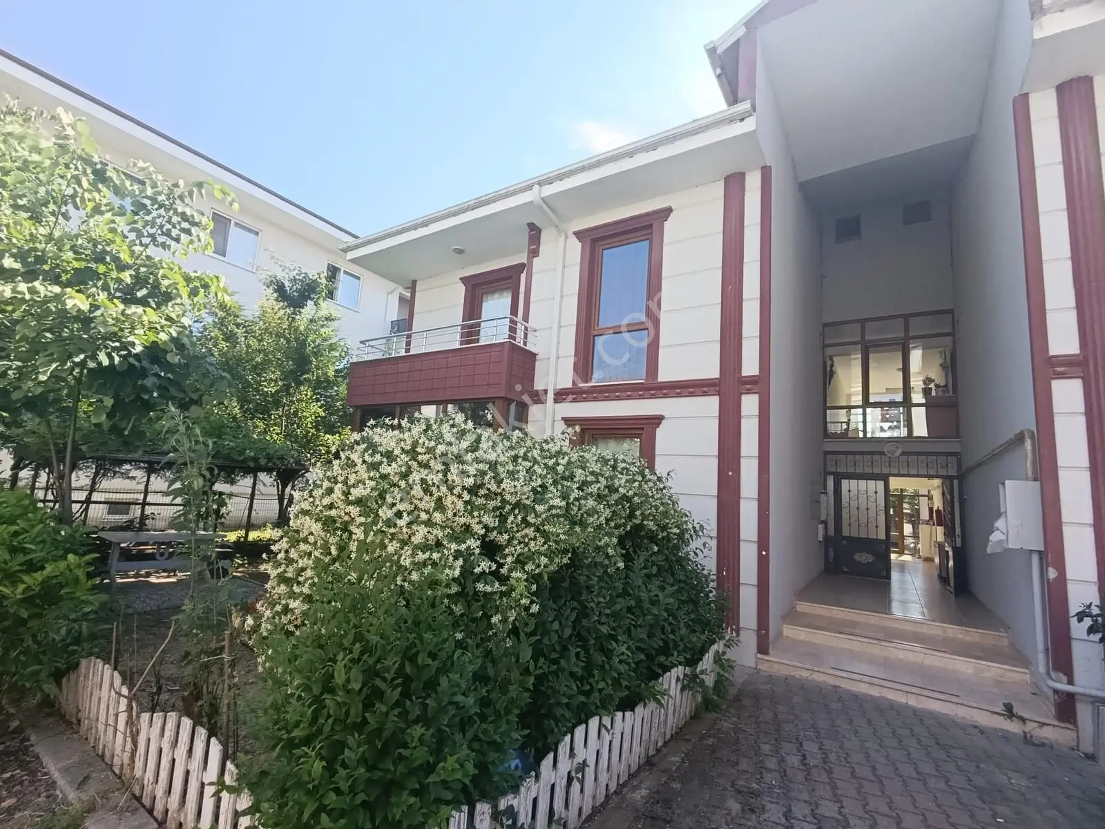 Kiralık Daire Yazlık Remax Vira Çetin Yıldırım - Görsel 2