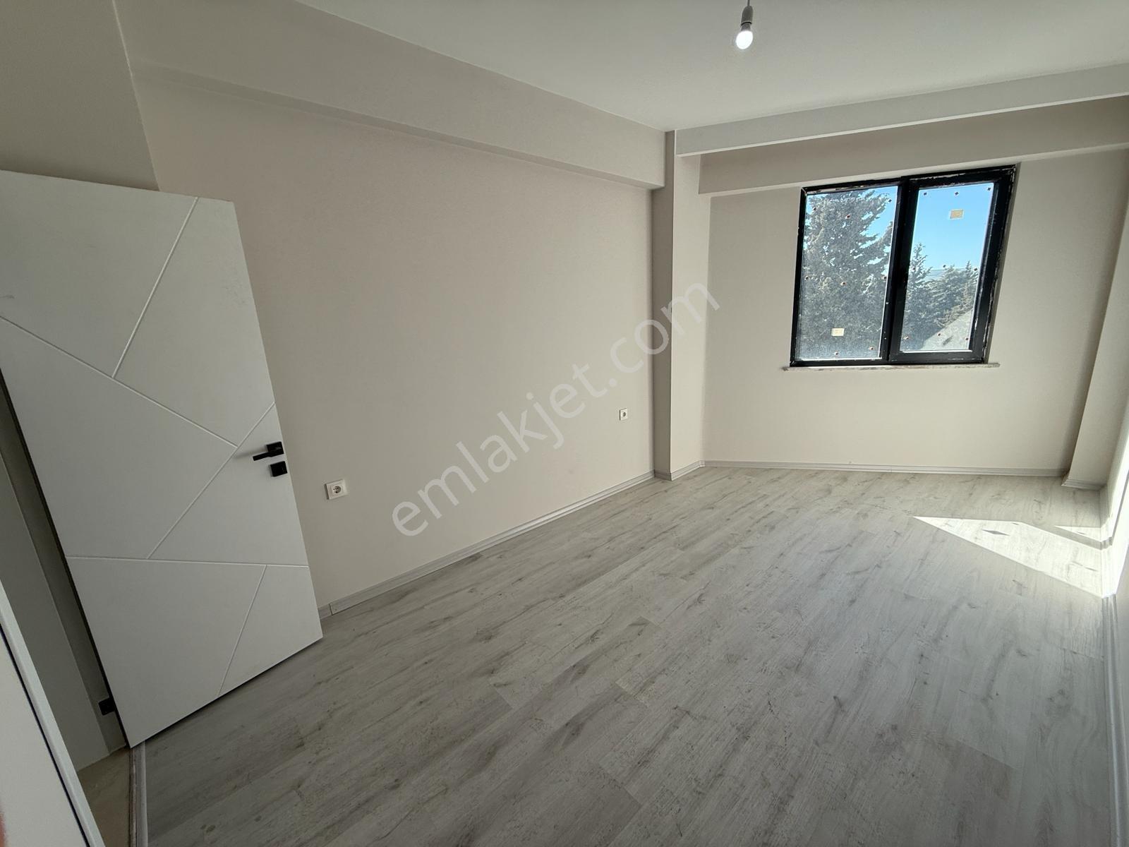 Delux'den Çınarlı Mh. Hükümet Cd'nde Satılık Lux 3+1 Daire - Görsel 11