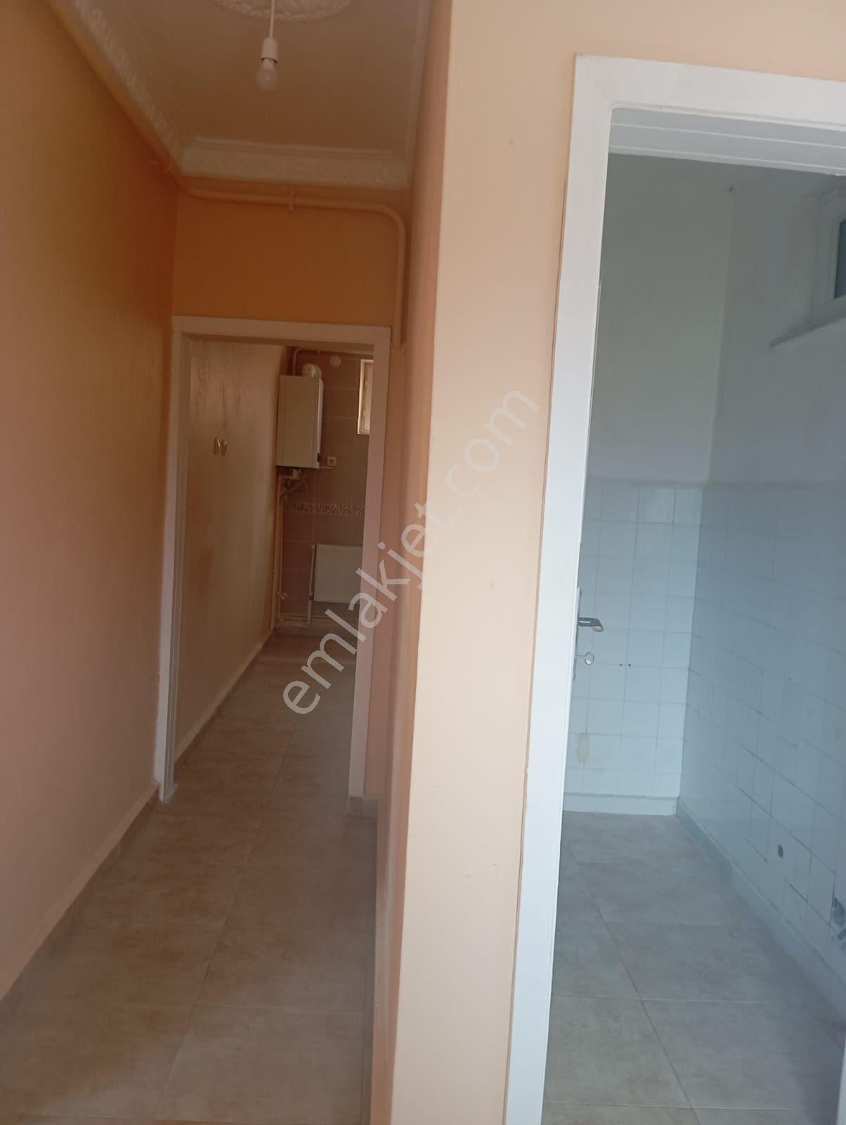 İpsala Merkez Çarşıya Yakın Kiralık Bahçeli Ev - Görsel 8