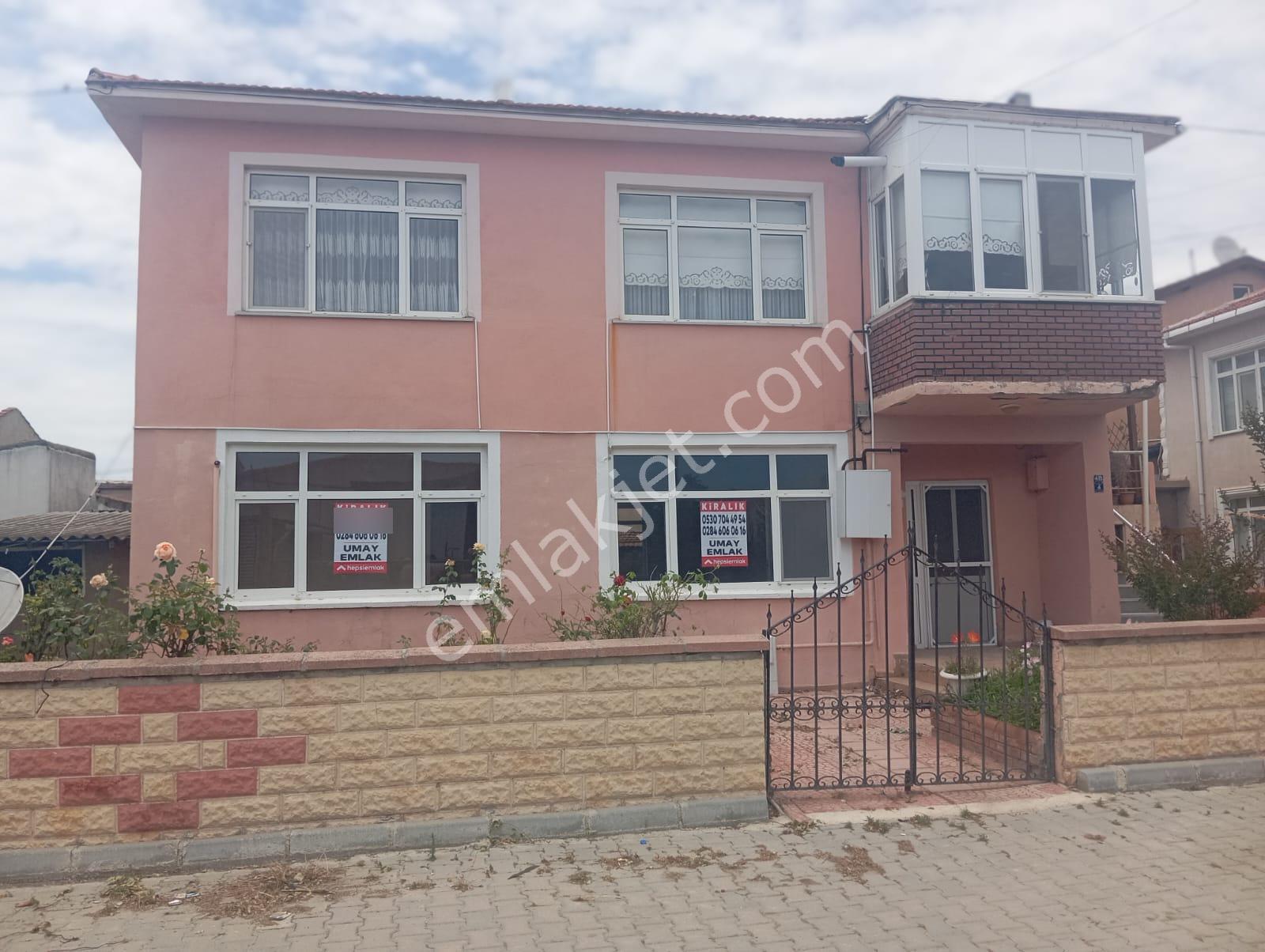 İpsala Merkez Çarşıya Yakın Kiralık Bahçeli Ev