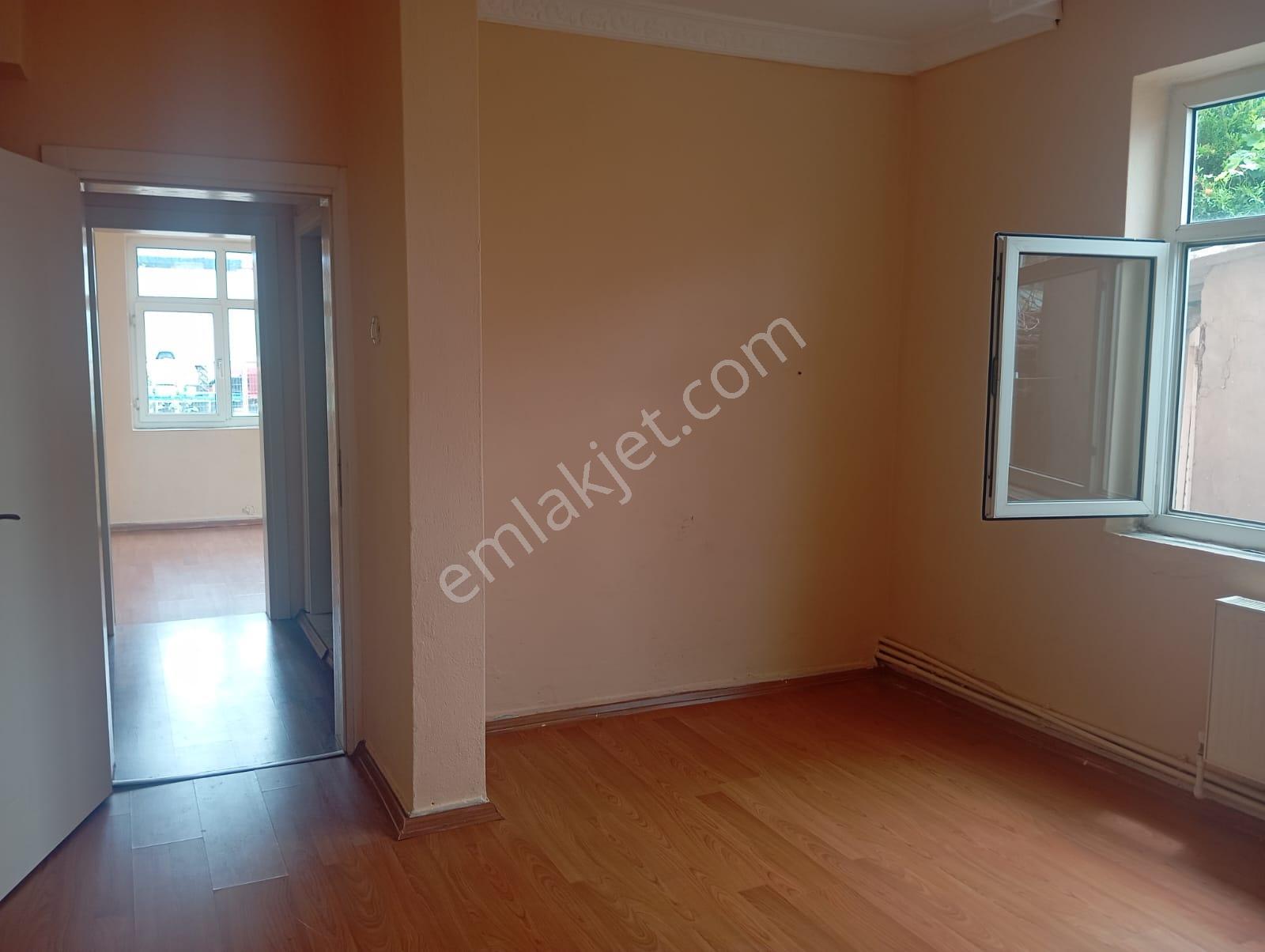 İpsala Merkez Çarşıya Yakın Kiralık Bahçeli Ev - Görsel 12