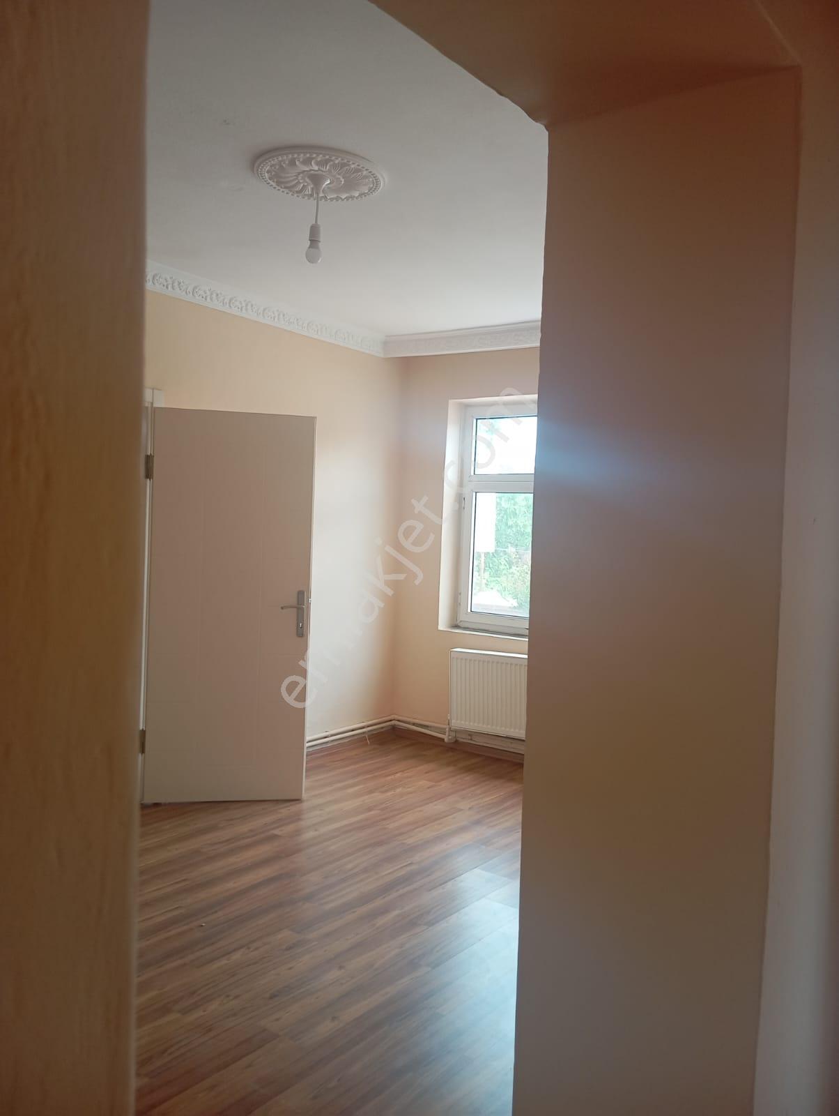 İpsala Merkez Çarşıya Yakın Kiralık Bahçeli Ev - Görsel 11