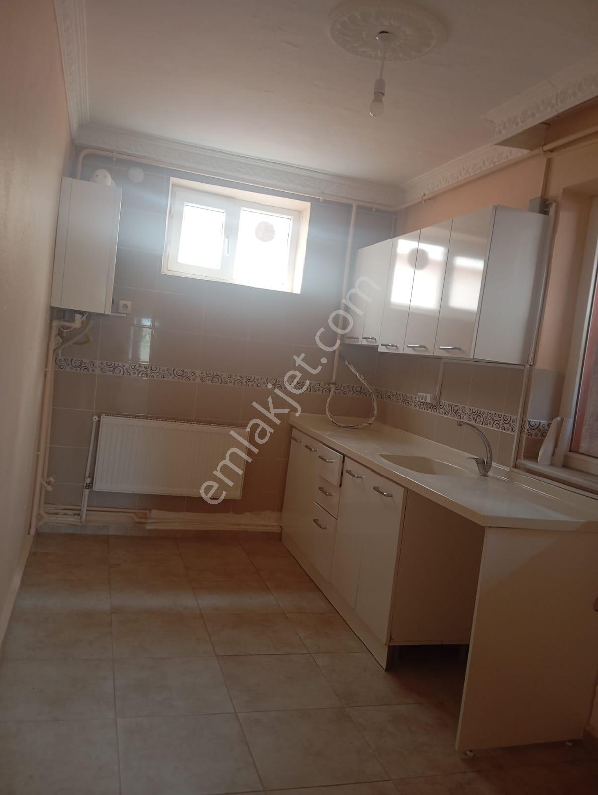 İpsala Merkez Çarşıya Yakın Kiralık Bahçeli Ev - Görsel 6