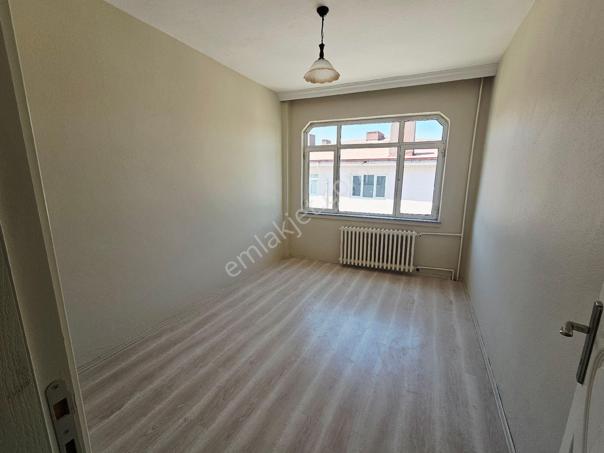 Gönen Kurtuluş Mahallesinde 3+1 Kiralık Daire - Görsel 19