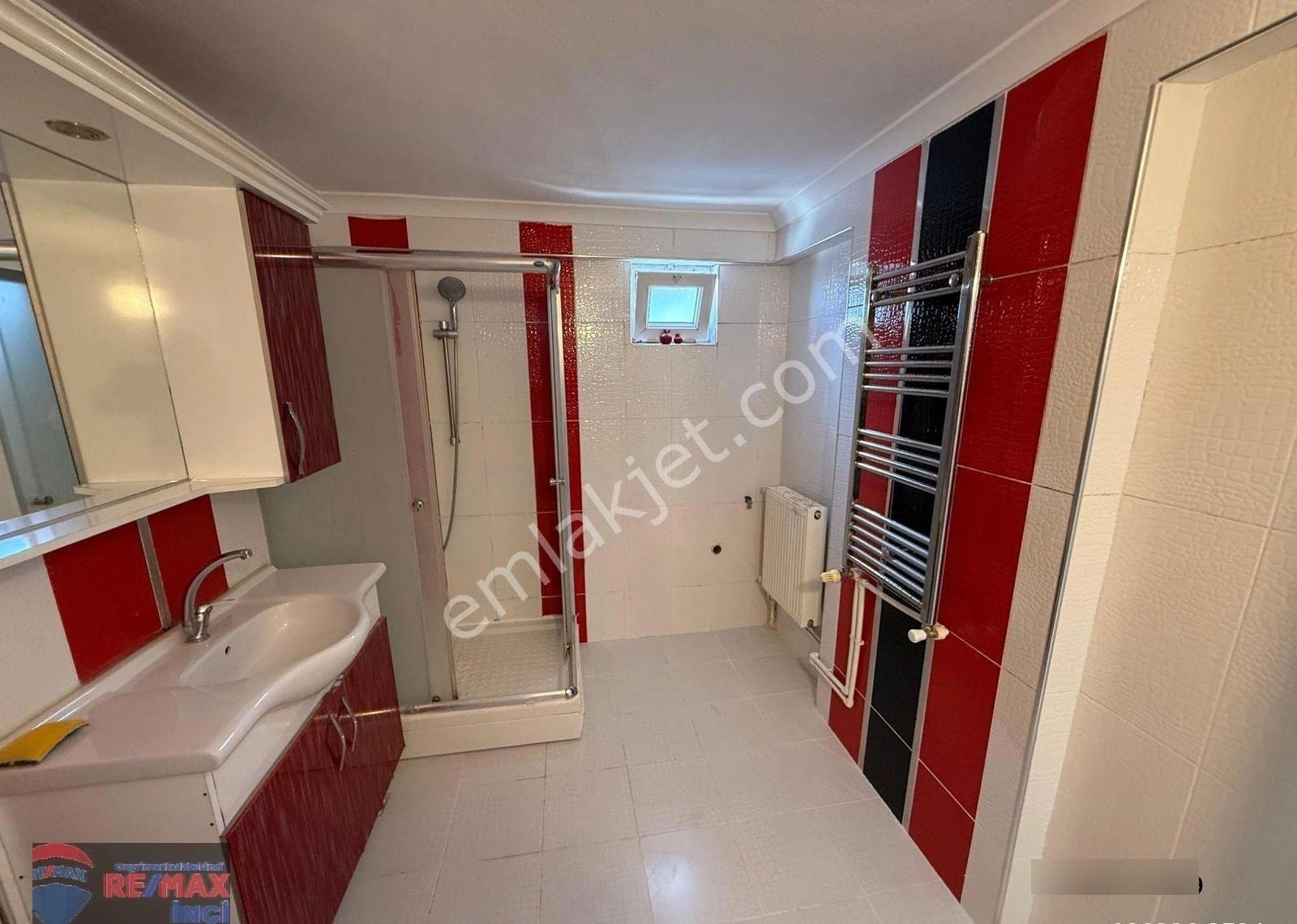 Re/max İnci'den Toygar Mah. Damla Sitesinde Geniş Kiralık 2+1 Daire - Görsel 18